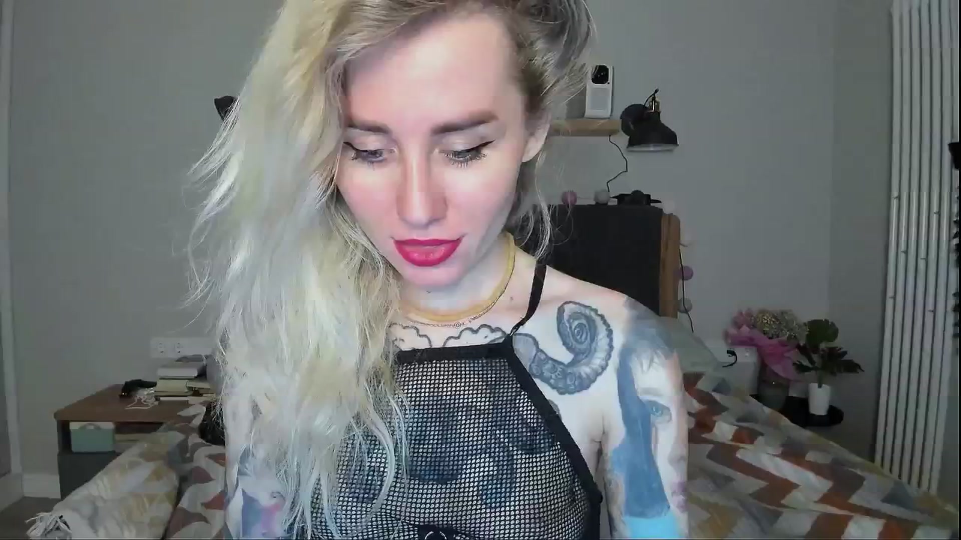 Gallery image thumbnail from Alexa_Smithhh's myfreecams stream on, 06/25/2024, 21:25 image 15 of 20