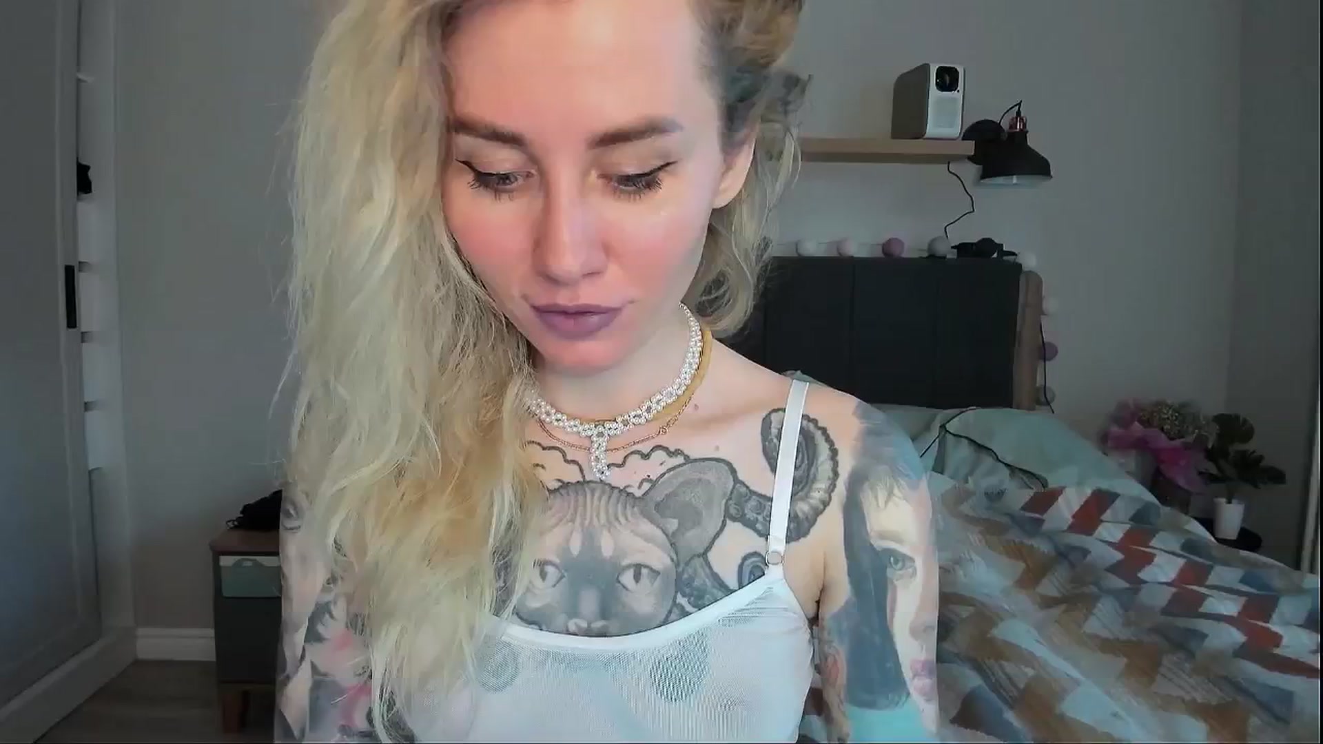 Gallery image thumbnail from Alexa_Smithhh's myfreecams stream on, 06/27/2024, 18:49 image 19 of 20
