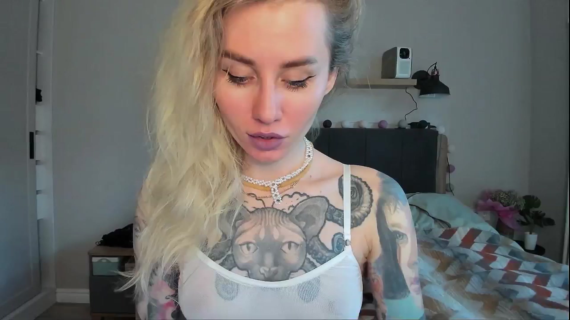Gallery image thumbnail from Alexa_Smithhh's myfreecams stream on, 06/27/2024, 18:49 image 1 of 20