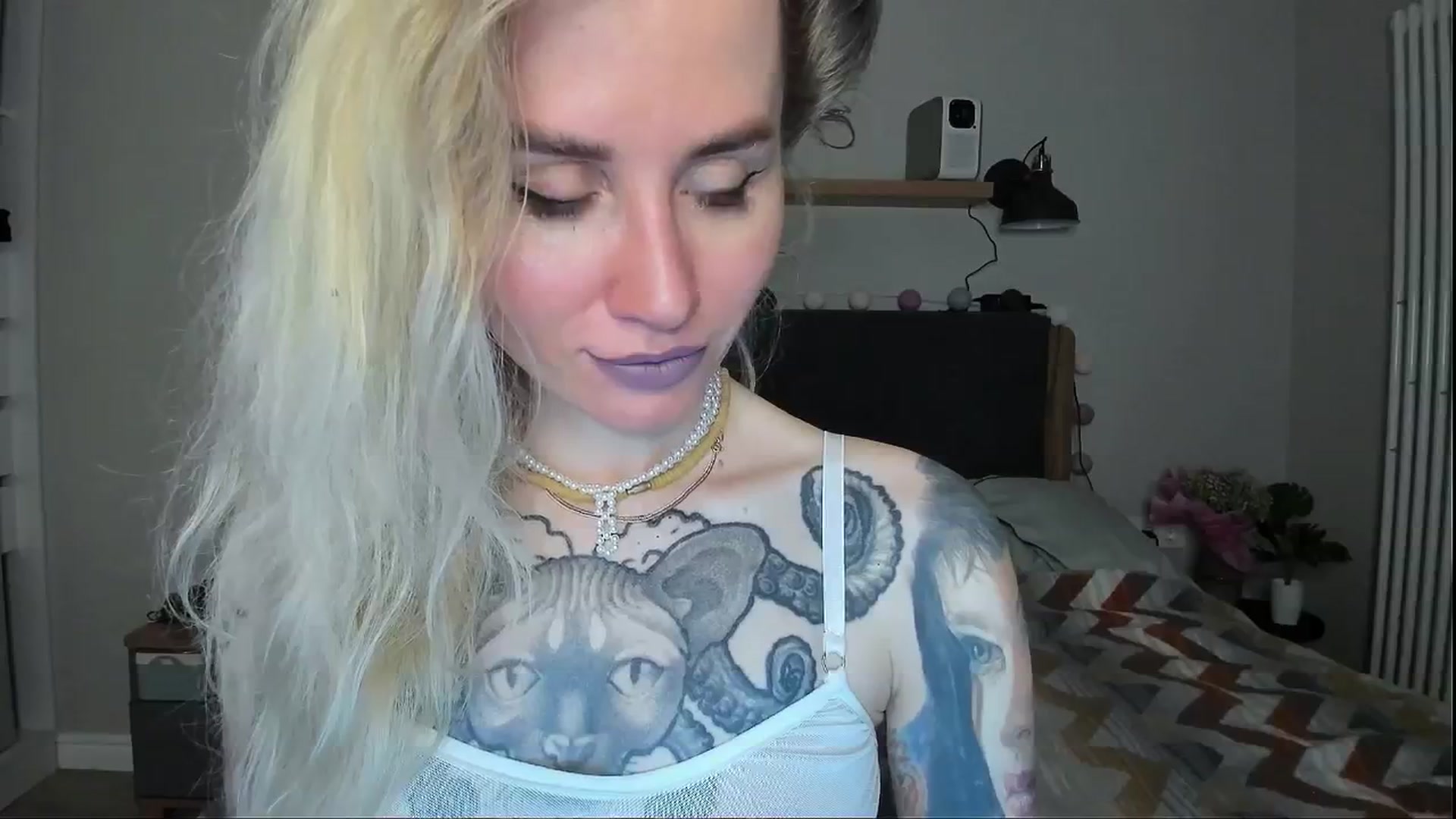 Gallery image thumbnail from Alexa_Smithhh's myfreecams stream on, 06/27/2024, 20:22 image 20 of 20