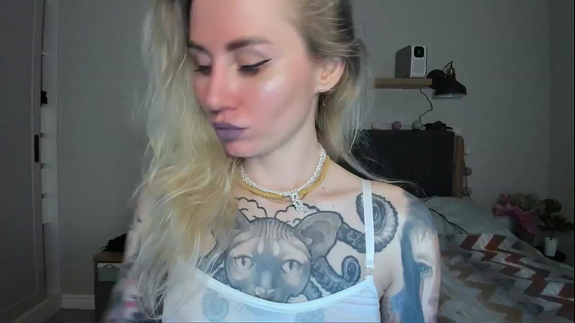 Gallery image thumbnail from Alexa_Smithhh's myfreecams stream on, 06/27/2024, 20:22 image 3 of 20