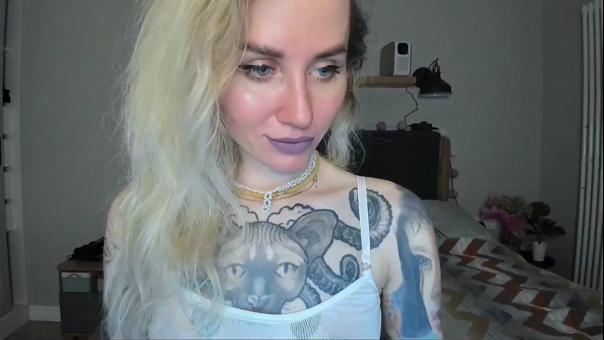 Gallery image thumbnail from Alexa_Smithhh's myfreecams stream on, 06/27/2024, 20:22 image 12 of 20