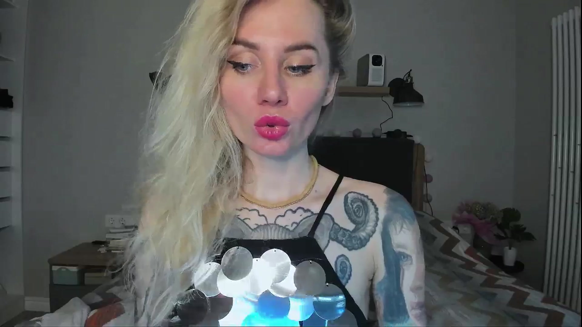 Gallery image thumbnail from Alexa_Smithhh's myfreecams stream on, 06/28/2024, 19:45 image 5 of 20