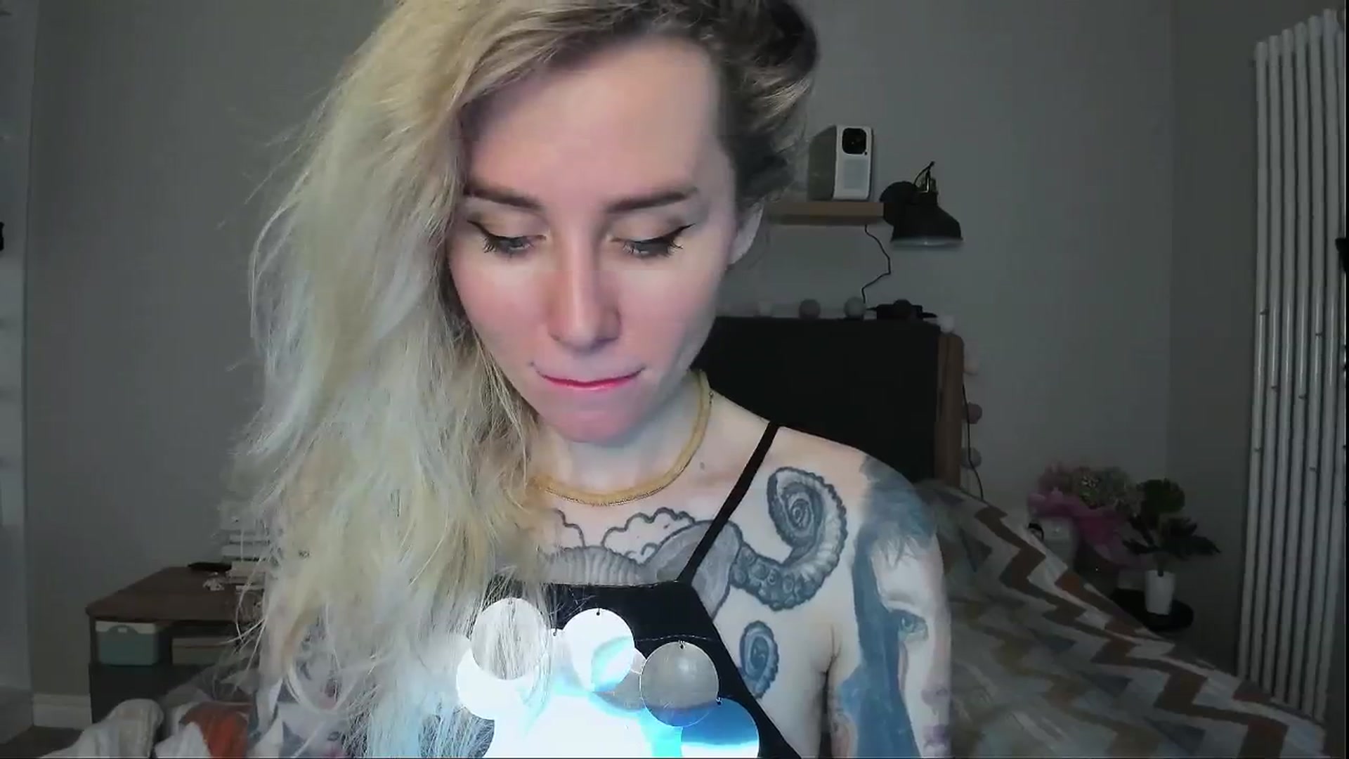 Gallery image thumbnail from Alexa_Smithhh's myfreecams stream on, 06/28/2024, 19:45 image 10 of 20