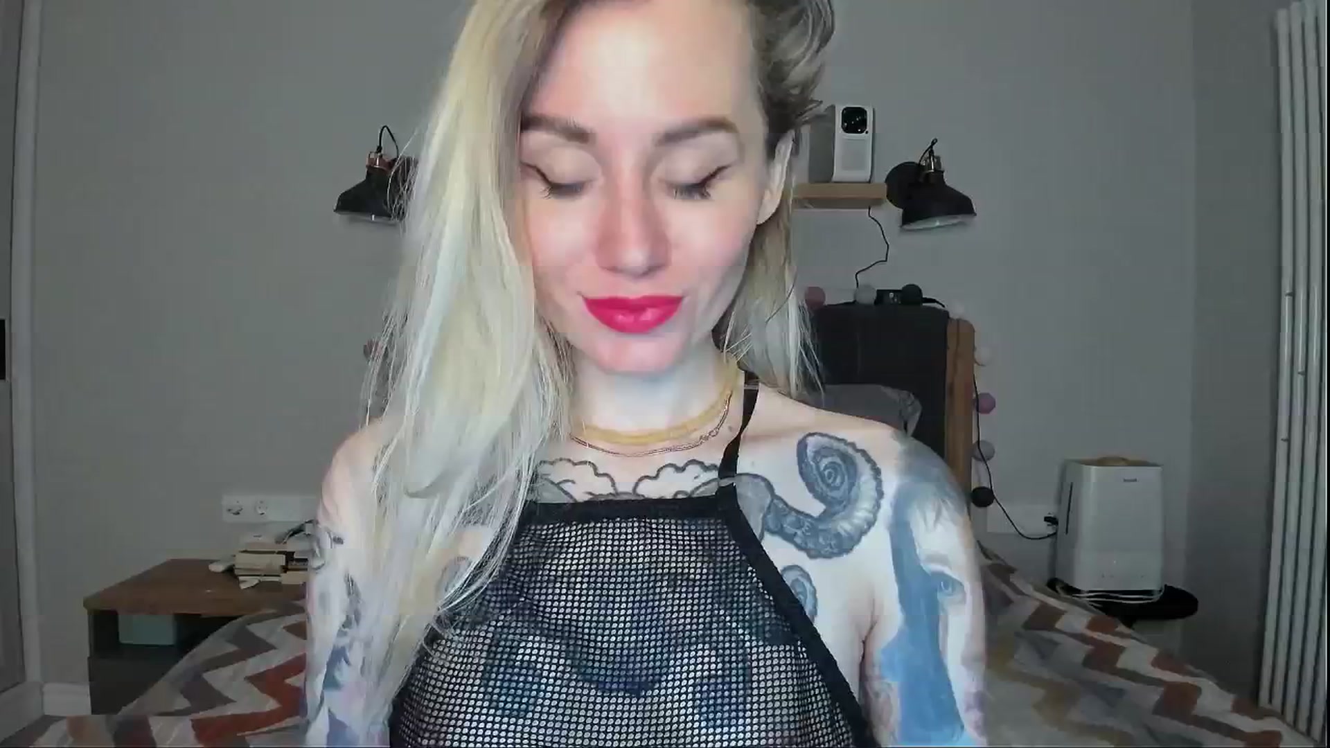Gallery image thumbnail from Alexa_Smithhh's myfreecams stream on, 07/04/2024, 21:12 image 14 of 20