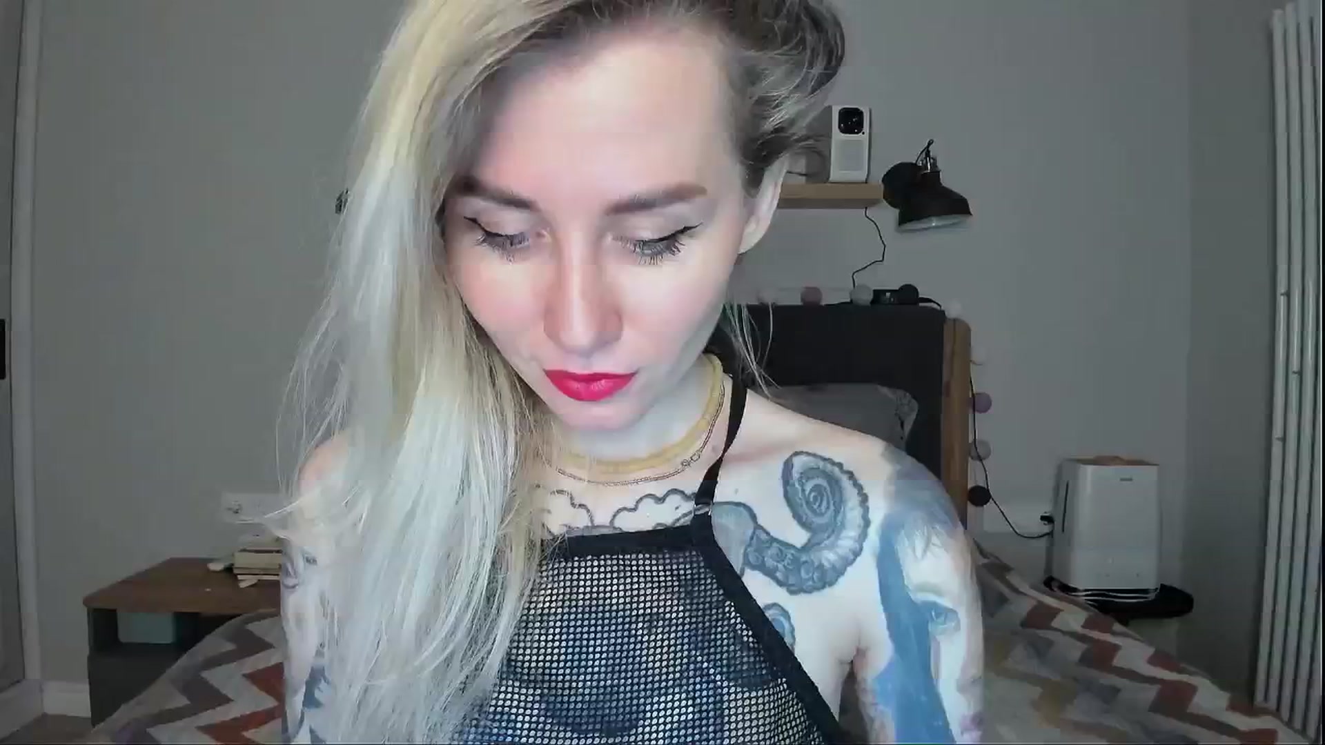 Gallery image thumbnail from Alexa_Smithhh's myfreecams stream on, 07/04/2024, 21:12 image 15 of 20
