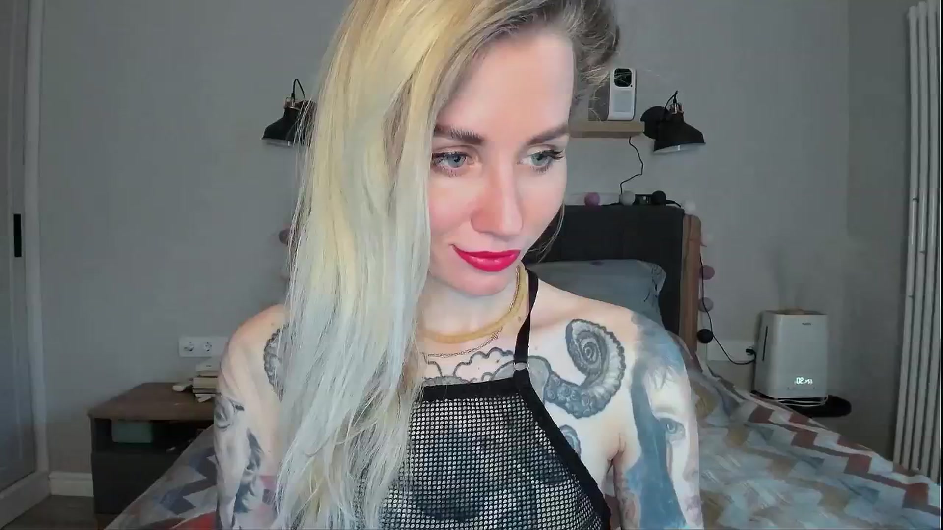Gallery image thumbnail from Alexa_Smithhh's myfreecams stream on, 07/04/2024, 21:12 image 6 of 20