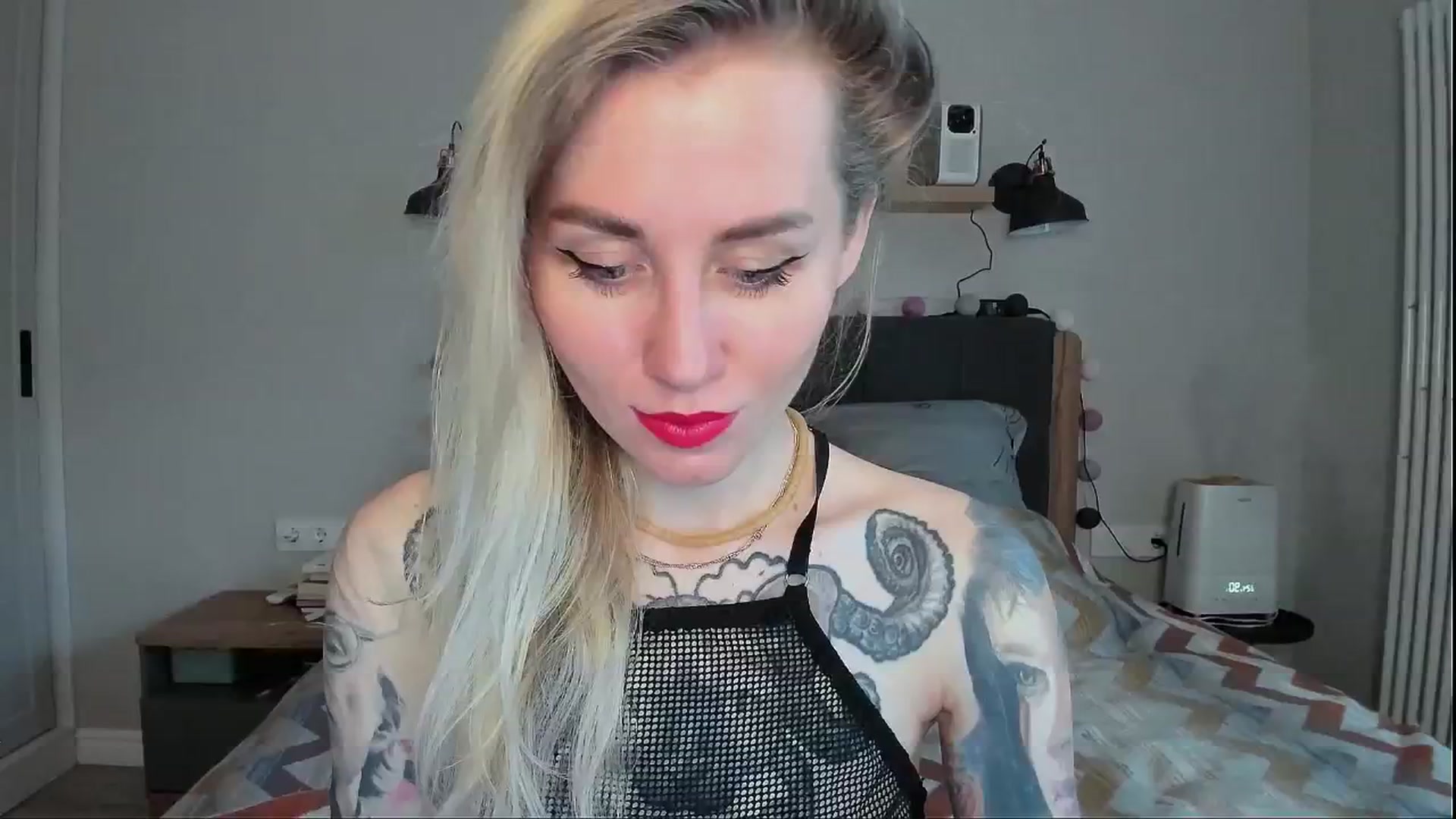 Gallery image thumbnail from Alexa_Smithhh's myfreecams stream on, 07/04/2024, 21:12 image 4 of 20
