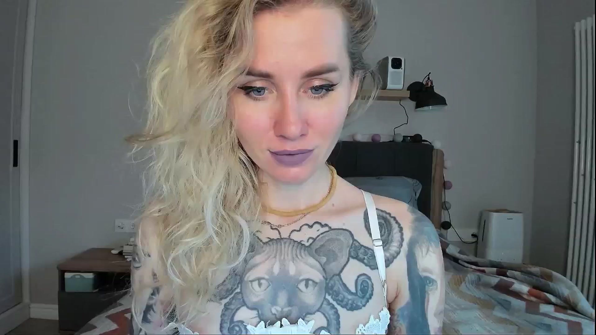 Gallery image thumbnail from Alexa_Smithhh's myfreecams stream on, 07/05/2024, 17:51 image 10 of 20