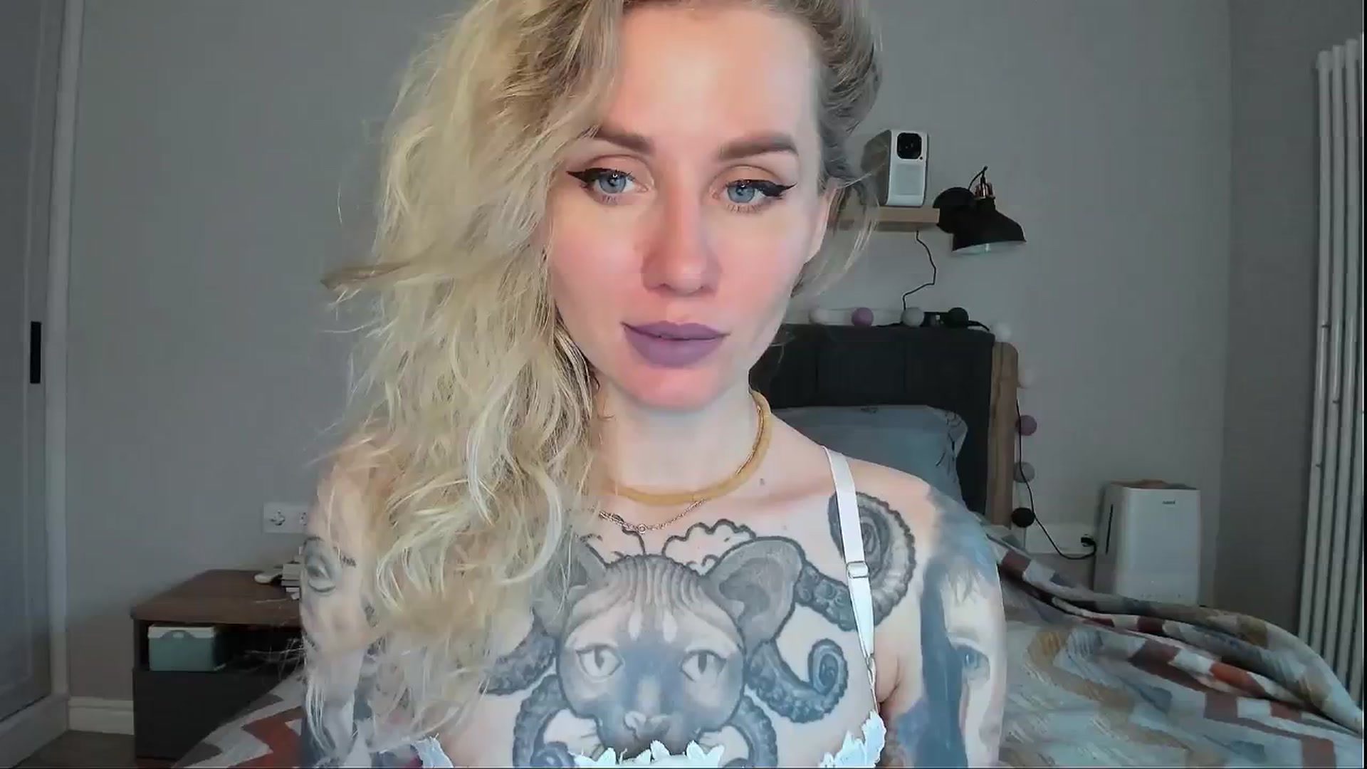 Gallery image thumbnail from Alexa_Smithhh's myfreecams stream on, 07/05/2024, 17:51 image 11 of 20