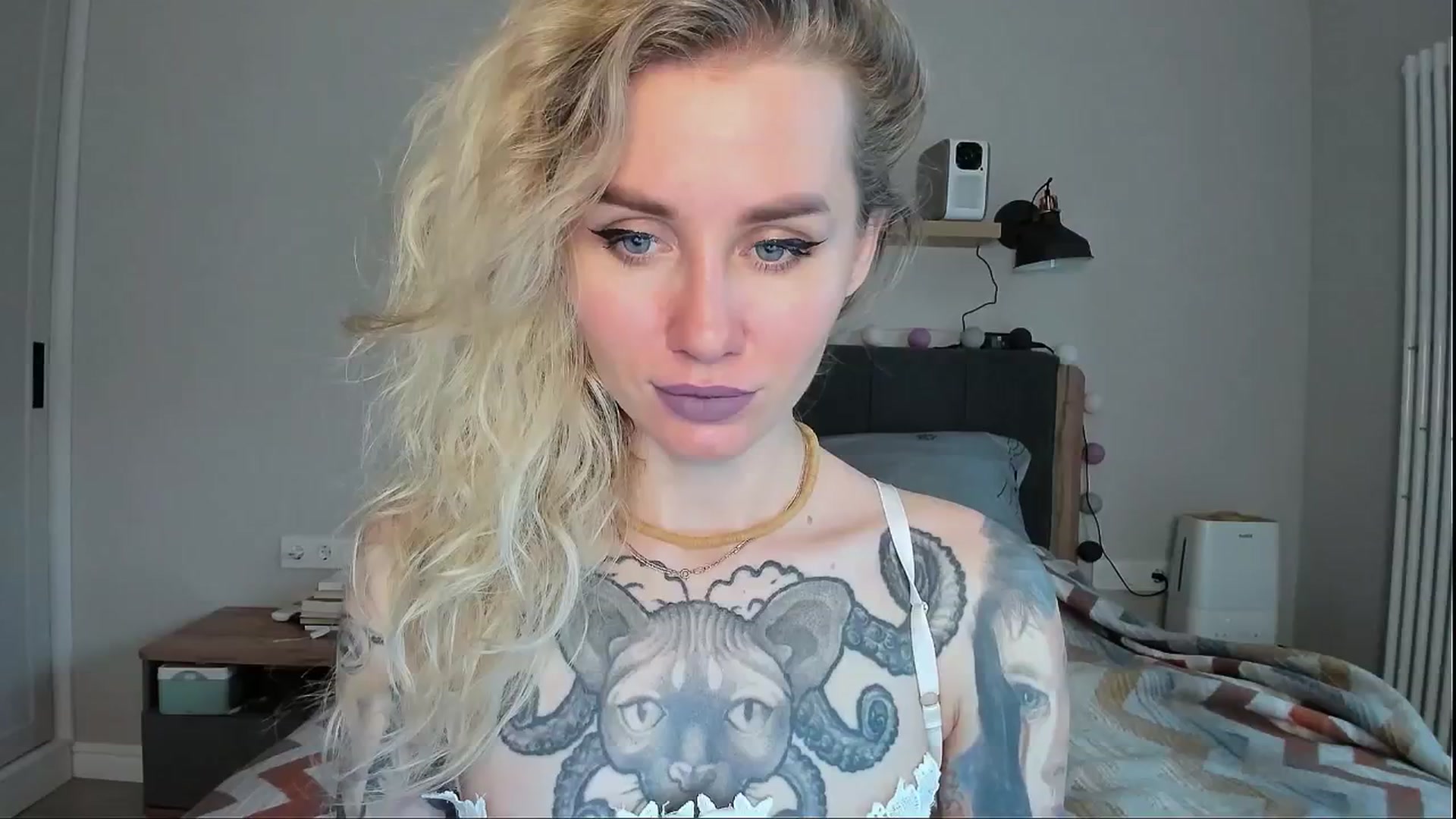 Gallery image thumbnail from Alexa_Smithhh's myfreecams stream on, 07/05/2024, 17:51 image 7 of 20