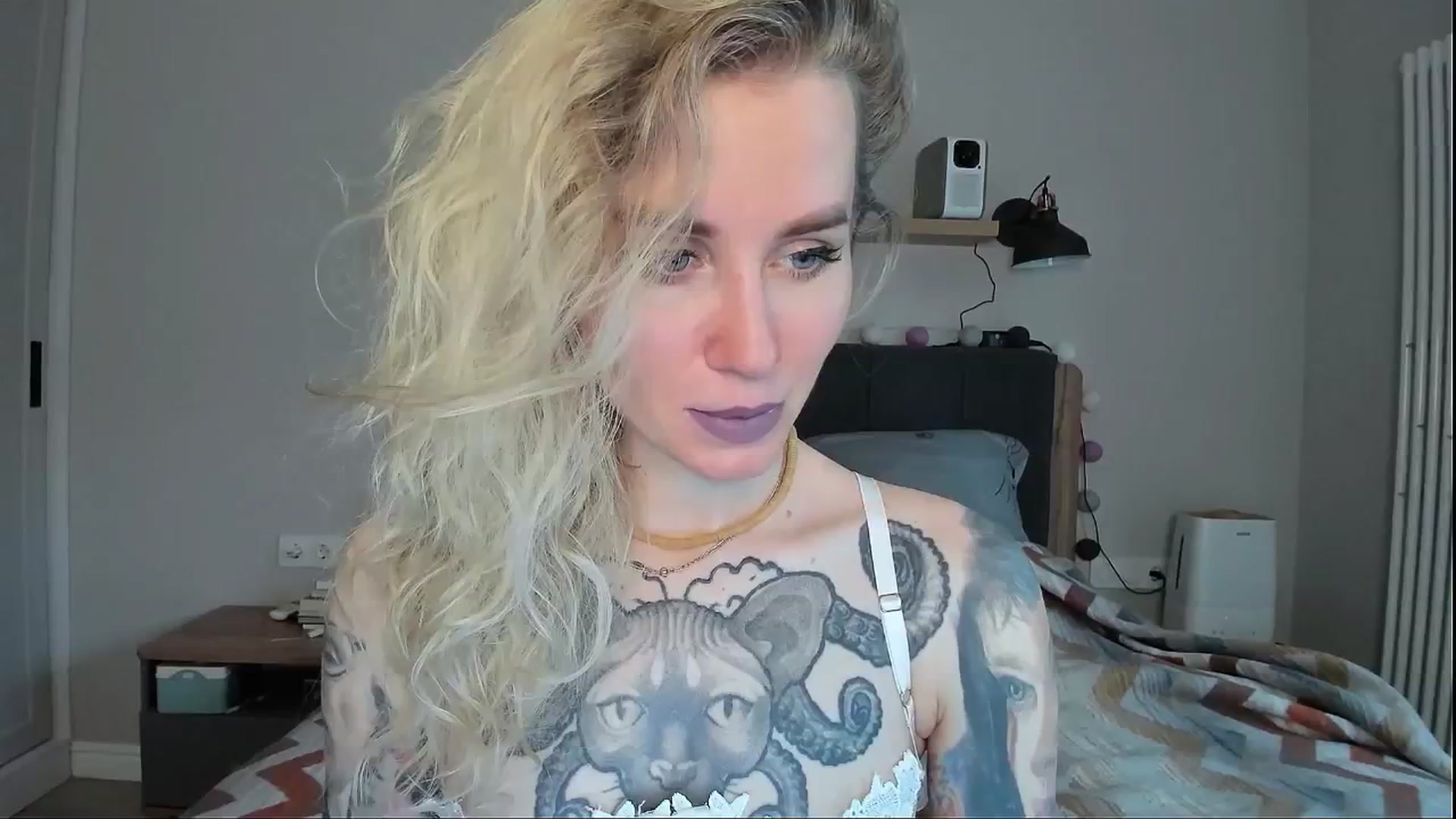 Gallery image thumbnail from Alexa_Smithhh's myfreecams stream on, 07/05/2024, 17:51 image 19 of 20