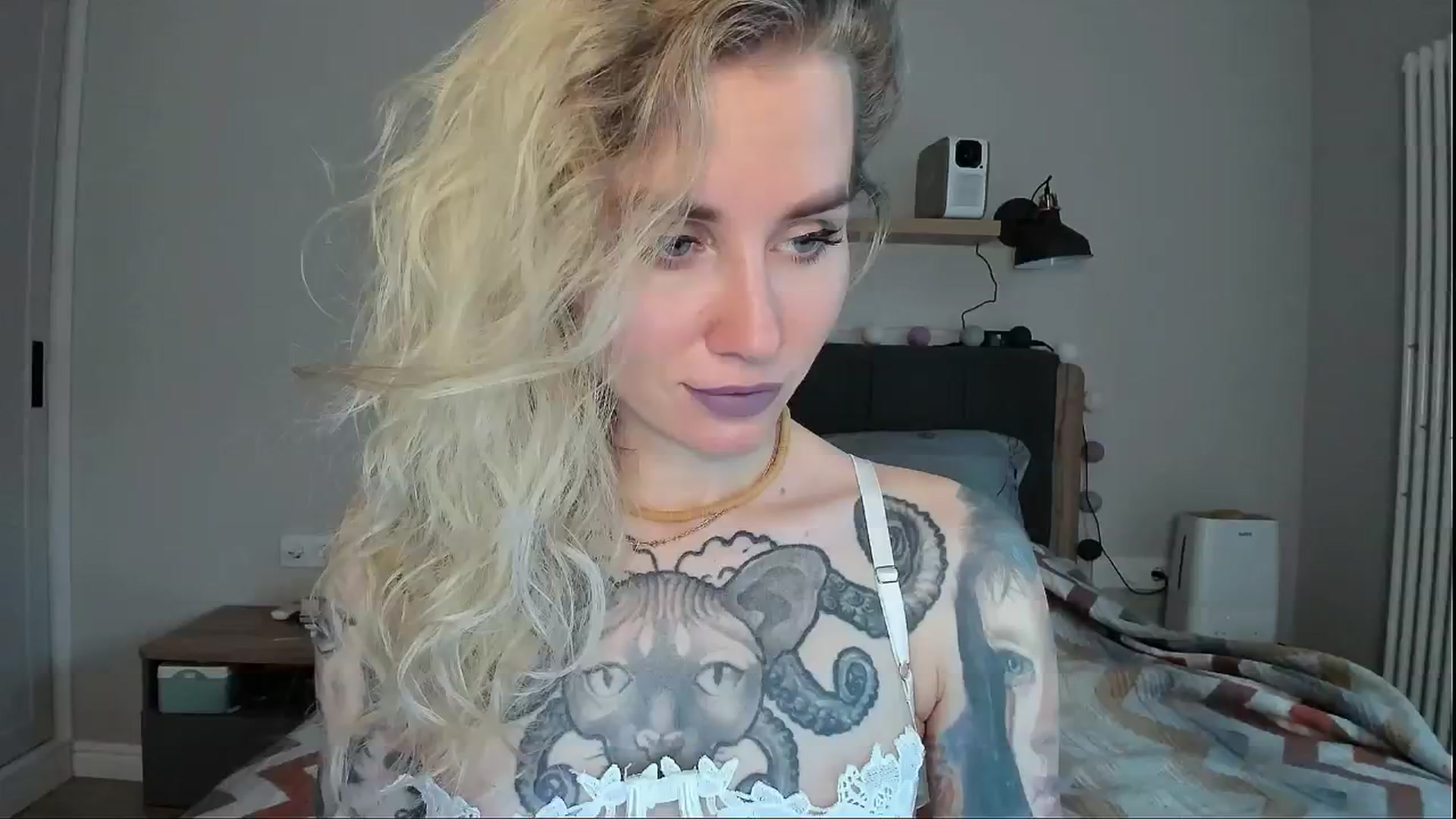 Gallery image thumbnail from Alexa_Smithhh's myfreecams stream on, 07/05/2024, 17:51 image 14 of 20