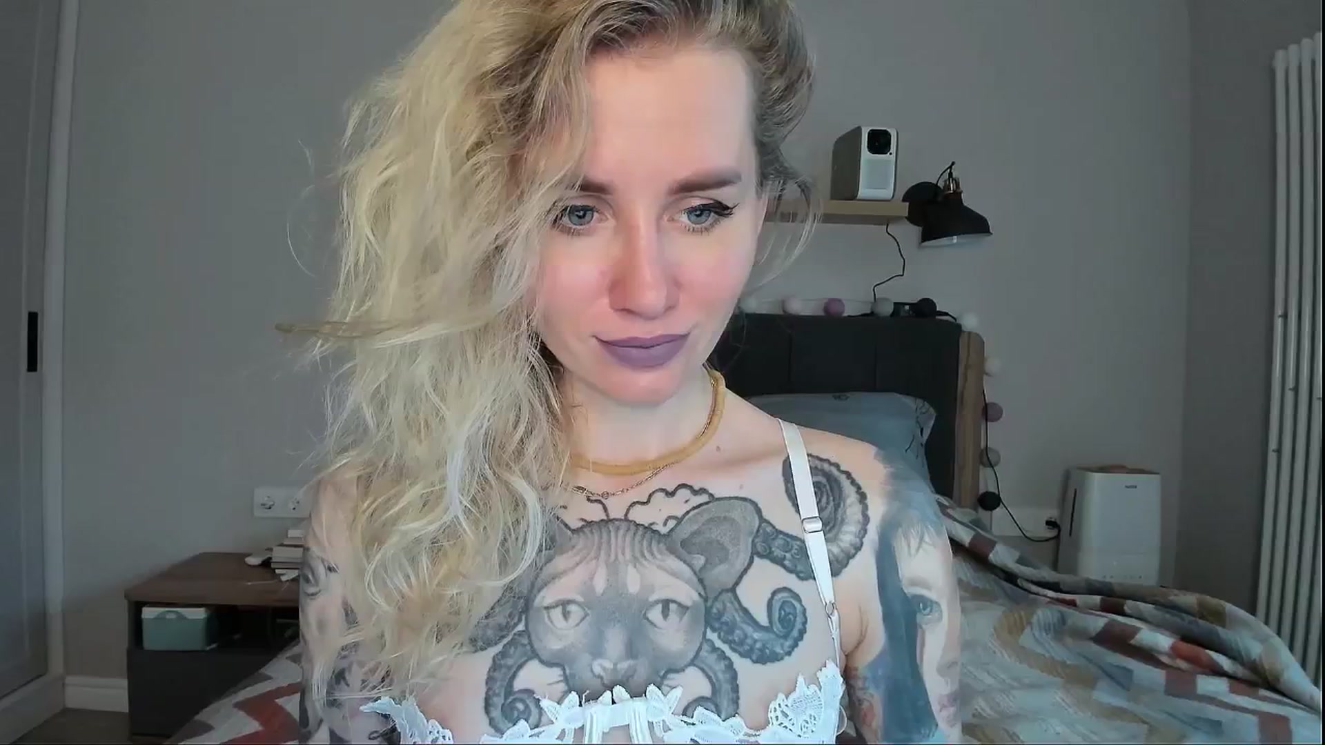 Gallery image thumbnail from Alexa_Smithhh's myfreecams stream on, 07/05/2024, 17:51 image 20 of 20