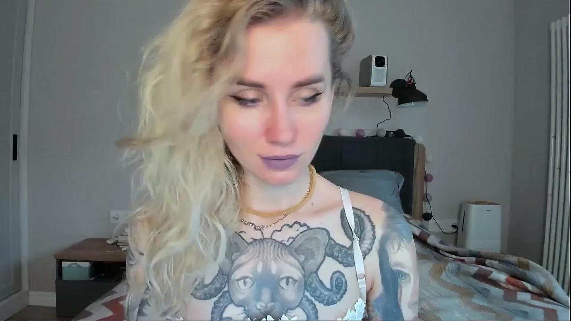 Gallery image thumbnail from Alexa_Smithhh's myfreecams stream on, 07/05/2024, 17:51 image 8 of 20