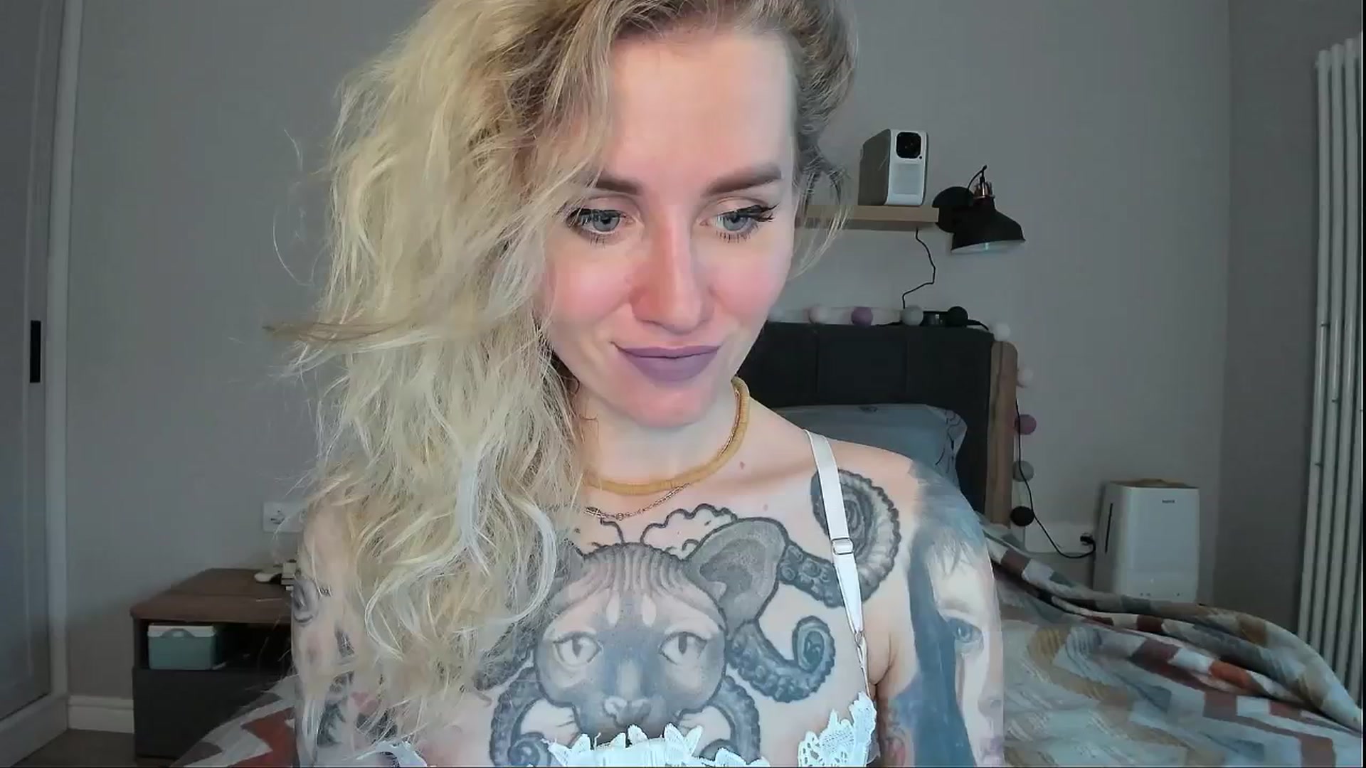 Gallery image thumbnail from Alexa_Smithhh's myfreecams stream on, 07/05/2024, 17:51 image 13 of 20