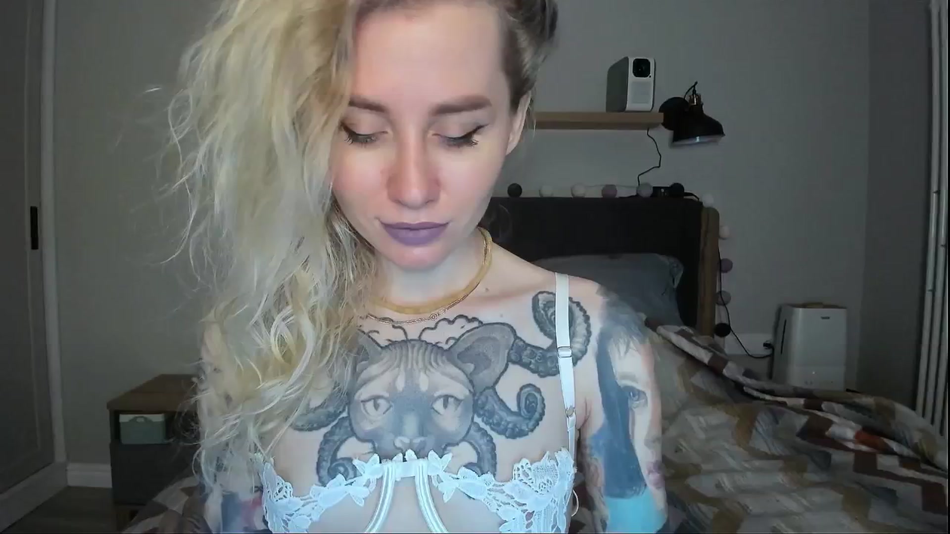 Gallery image thumbnail from Alexa_Smithhh's myfreecams stream on, 07/05/2024, 21:19 image 6 of 20