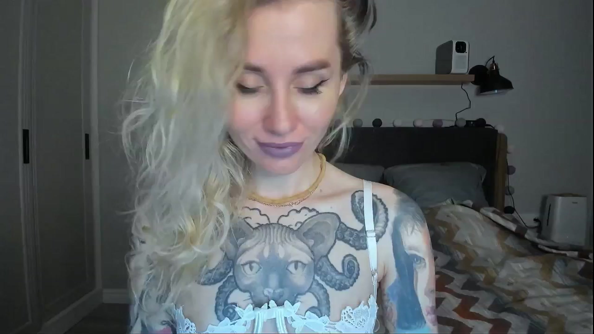 Gallery image thumbnail from Alexa_Smithhh's myfreecams stream on, 07/05/2024, 21:19 image 16 of 20