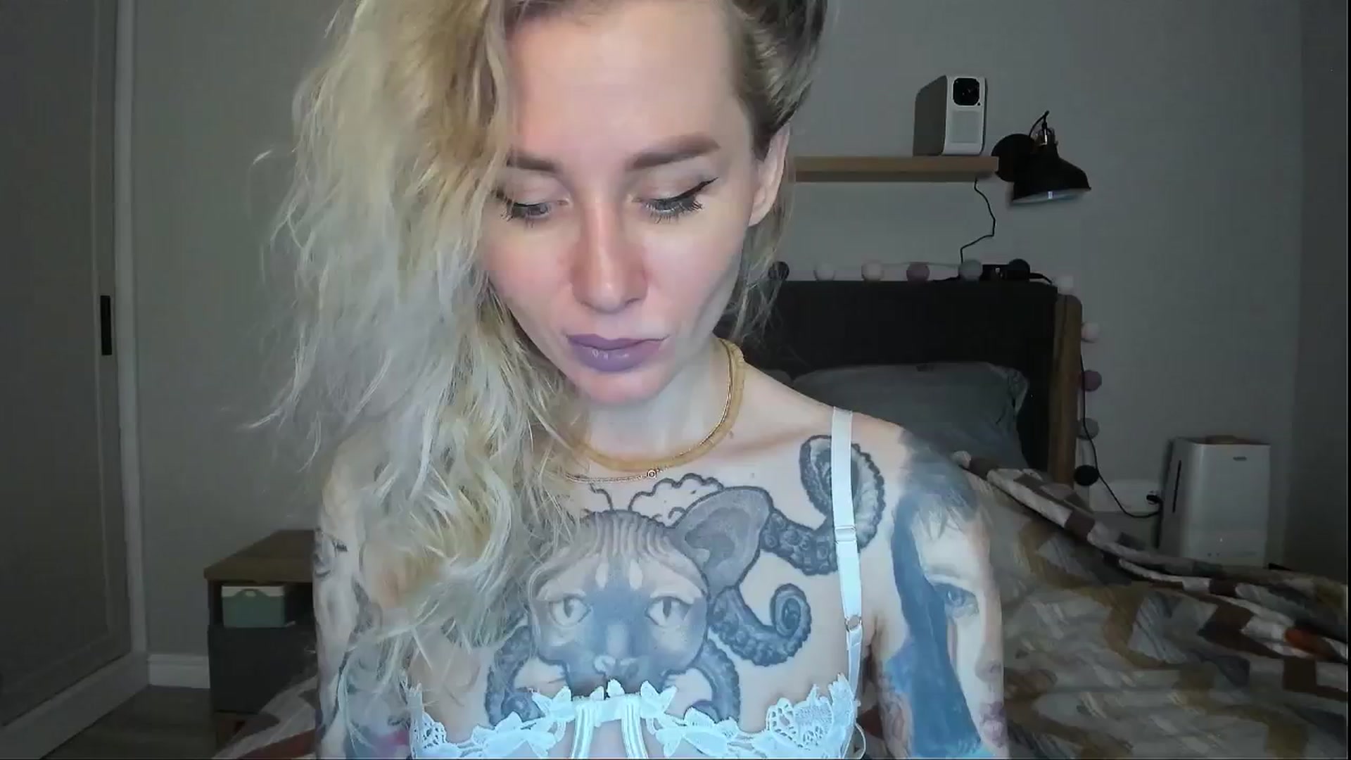 Gallery image thumbnail from Alexa_Smithhh's myfreecams stream on, 07/05/2024, 21:19 image 9 of 20