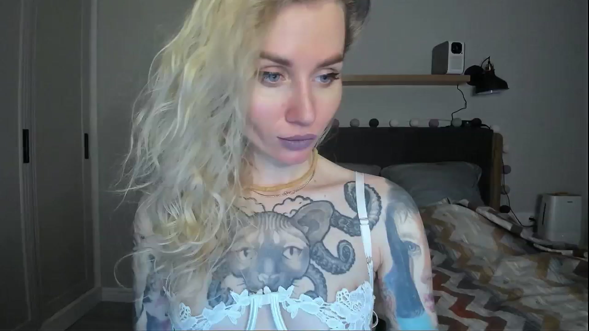 Gallery image thumbnail from Alexa_Smithhh's myfreecams stream on, 07/05/2024, 21:19 image 14 of 20