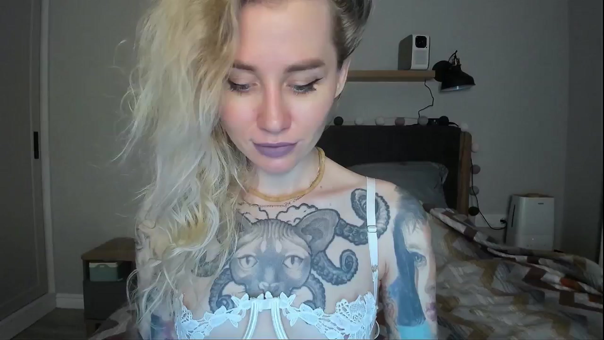 Gallery image thumbnail from Alexa_Smithhh's myfreecams stream on, 07/05/2024, 21:19 image 7 of 20