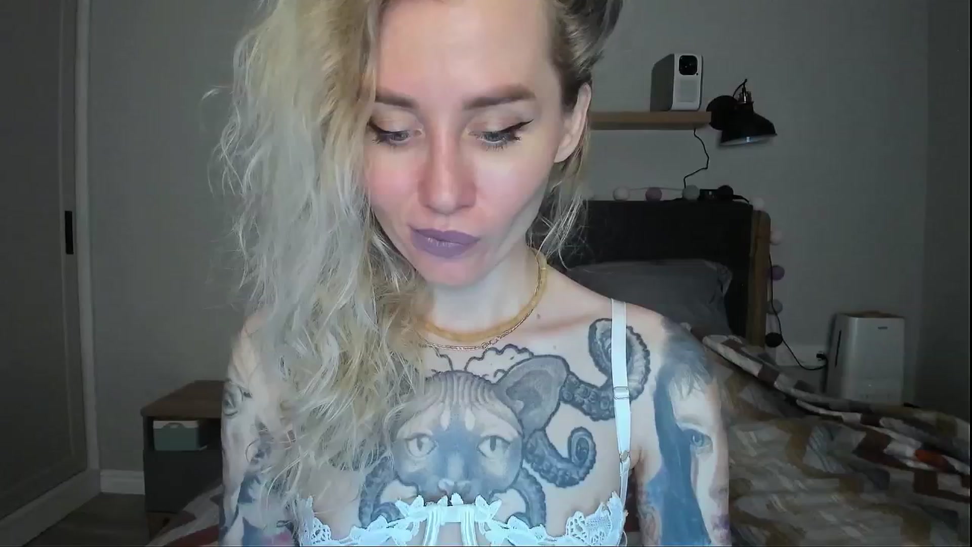Gallery image thumbnail from Alexa_Smithhh's myfreecams stream on, 07/05/2024, 21:19 image 11 of 20
