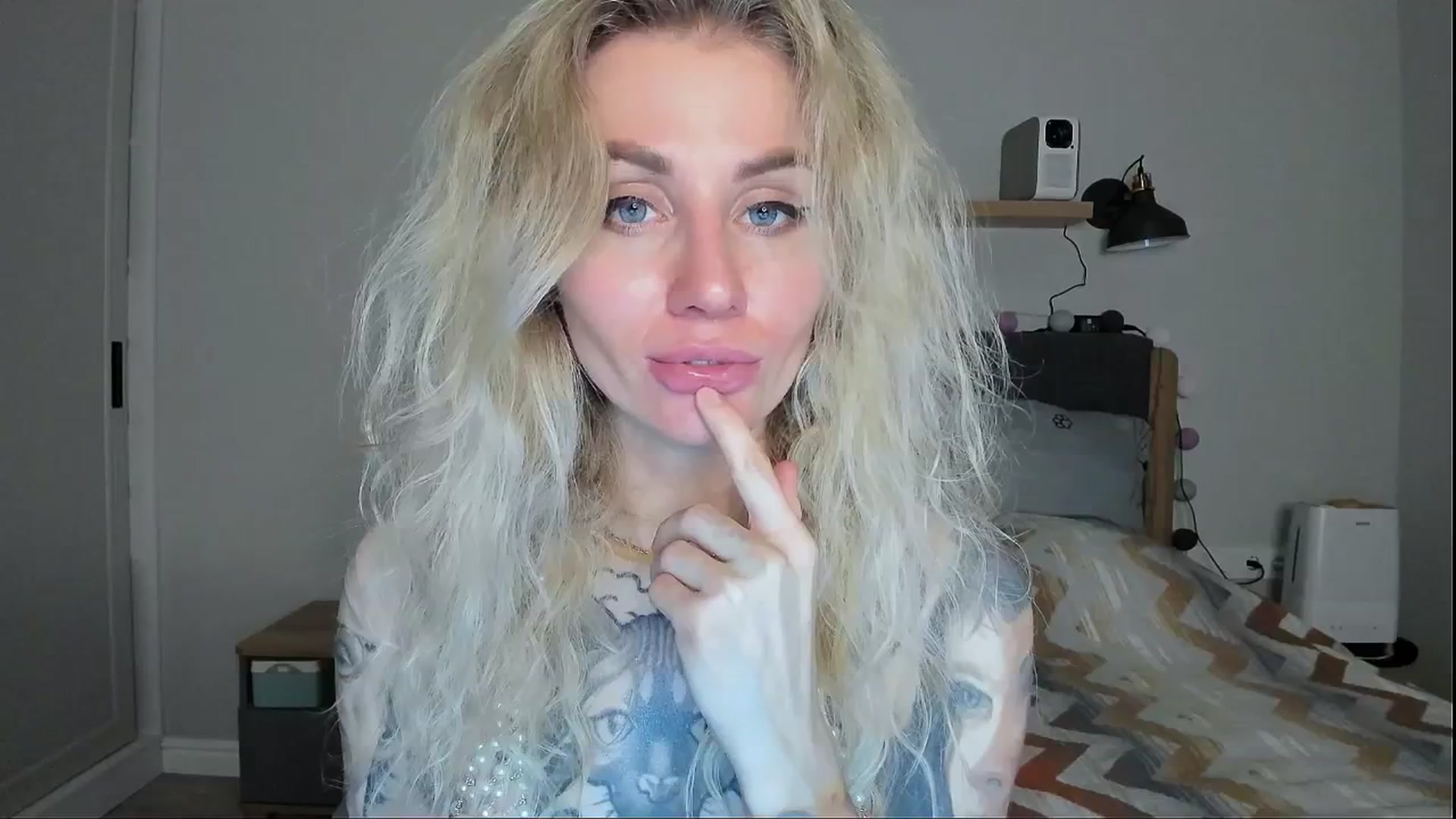 Gallery image thumbnail from Alexa_Smithhh's myfreecams stream on, 07/07/2024, 19:47 image 15 of 20