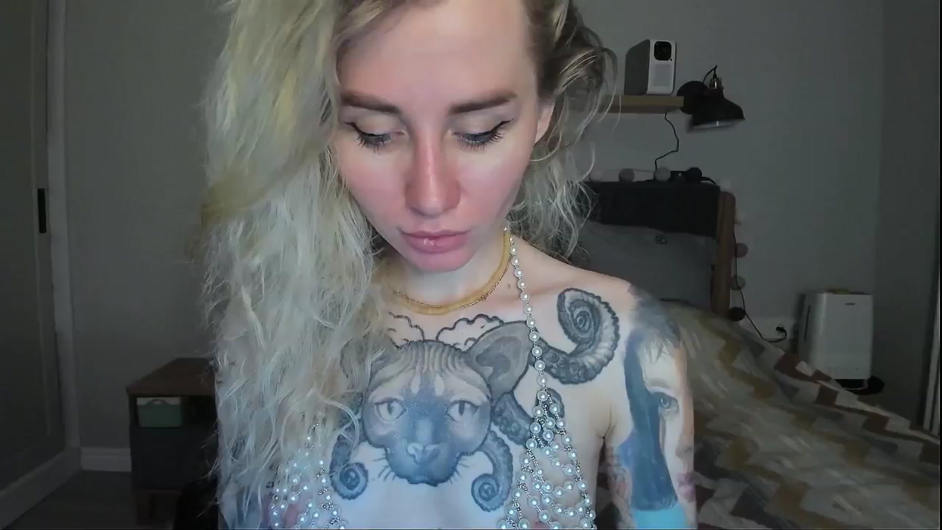 Gallery image thumbnail from Alexa_Smithhh's myfreecams stream on, 07/07/2024, 20:12 image 4 of 20