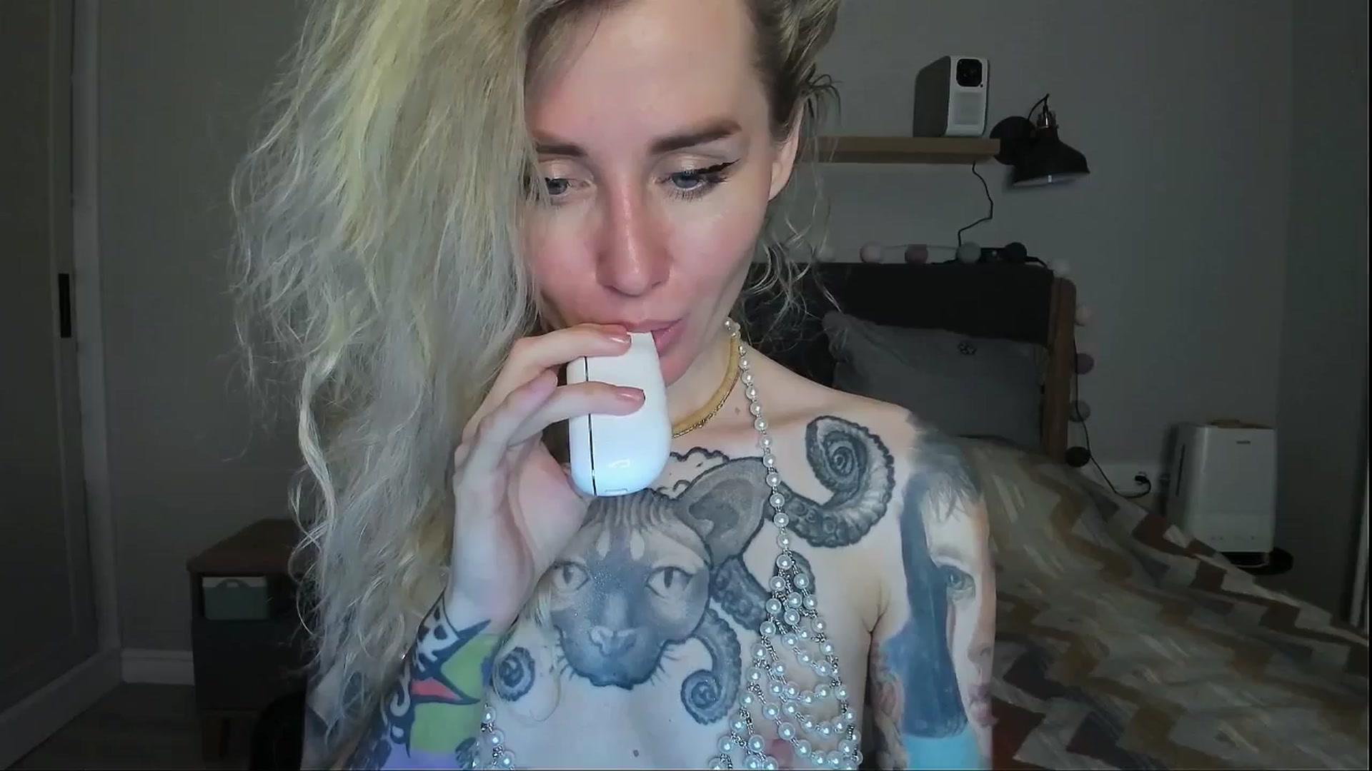 Gallery image thumbnail from Alexa_Smithhh's myfreecams stream on, 07/07/2024, 20:12 image 3 of 20