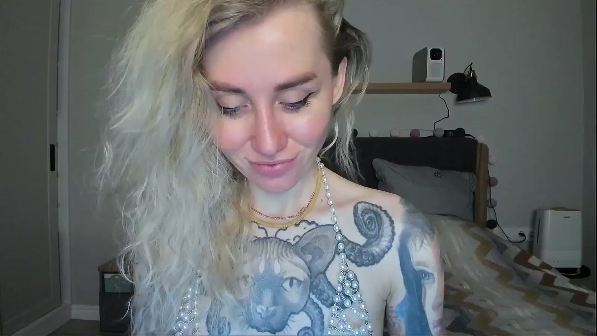 Gallery image thumbnail from Alexa_Smithhh's myfreecams stream on, 07/07/2024, 21:09 image 1 of 20