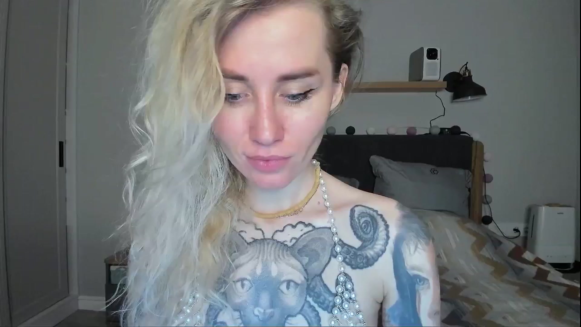 Gallery image thumbnail from Alexa_Smithhh's myfreecams stream on, 07/07/2024, 21:09 image 14 of 20