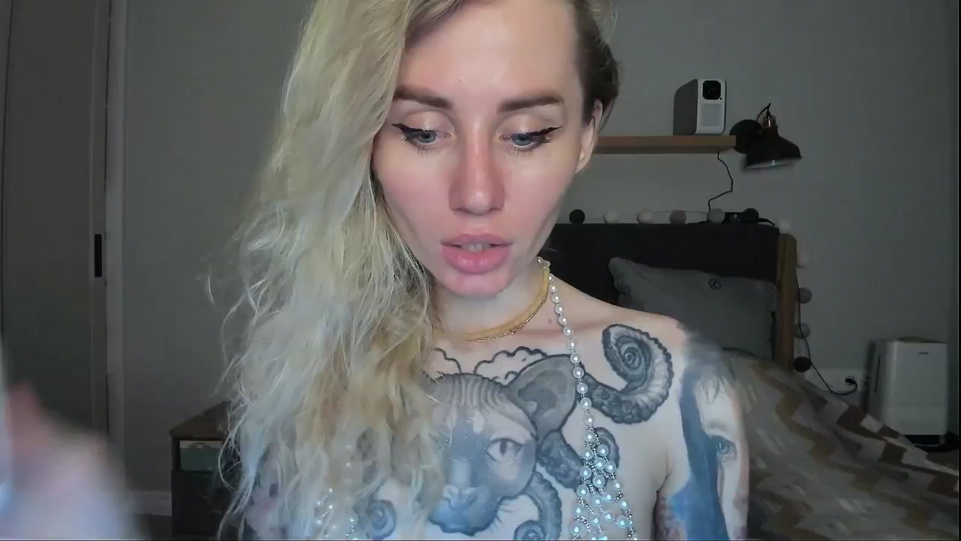 Gallery image thumbnail from Alexa_Smithhh's myfreecams stream on, 07/07/2024, 21:09 image 16 of 20