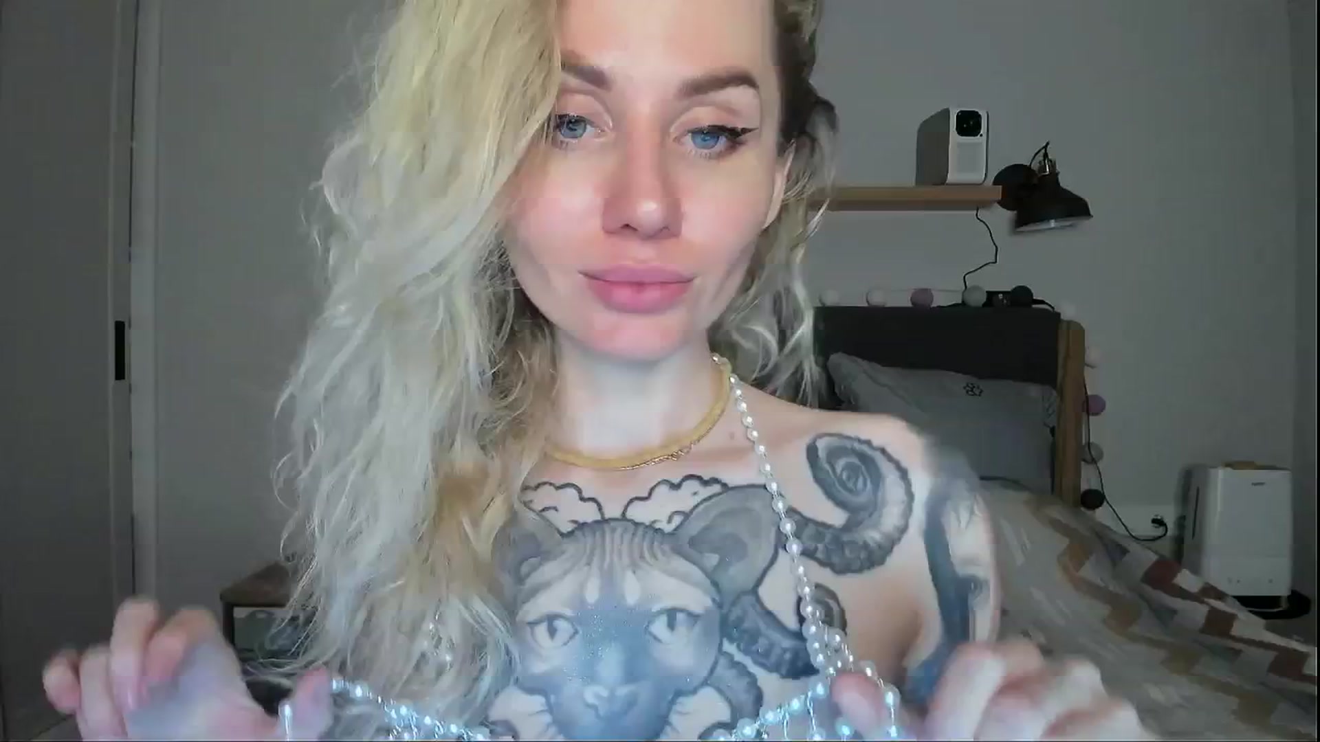 Gallery image thumbnail from Alexa_Smithhh's myfreecams stream on, 07/07/2024, 21:09 image 9 of 20