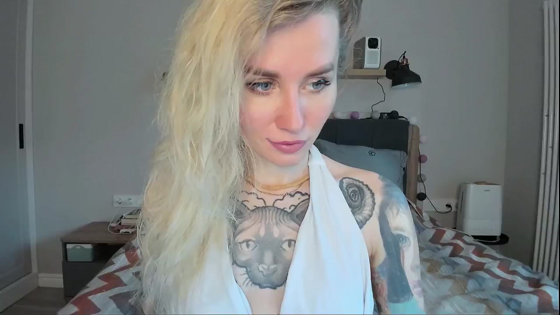 Gallery image thumbnail from Alexa_Smithhh's myfreecams stream on, 07/08/2024, 19:39 image 9 of 20