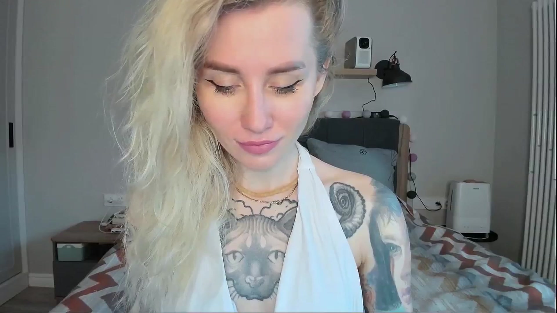 Gallery image thumbnail from Alexa_Smithhh's myfreecams stream on, 07/08/2024, 19:39 image 11 of 20