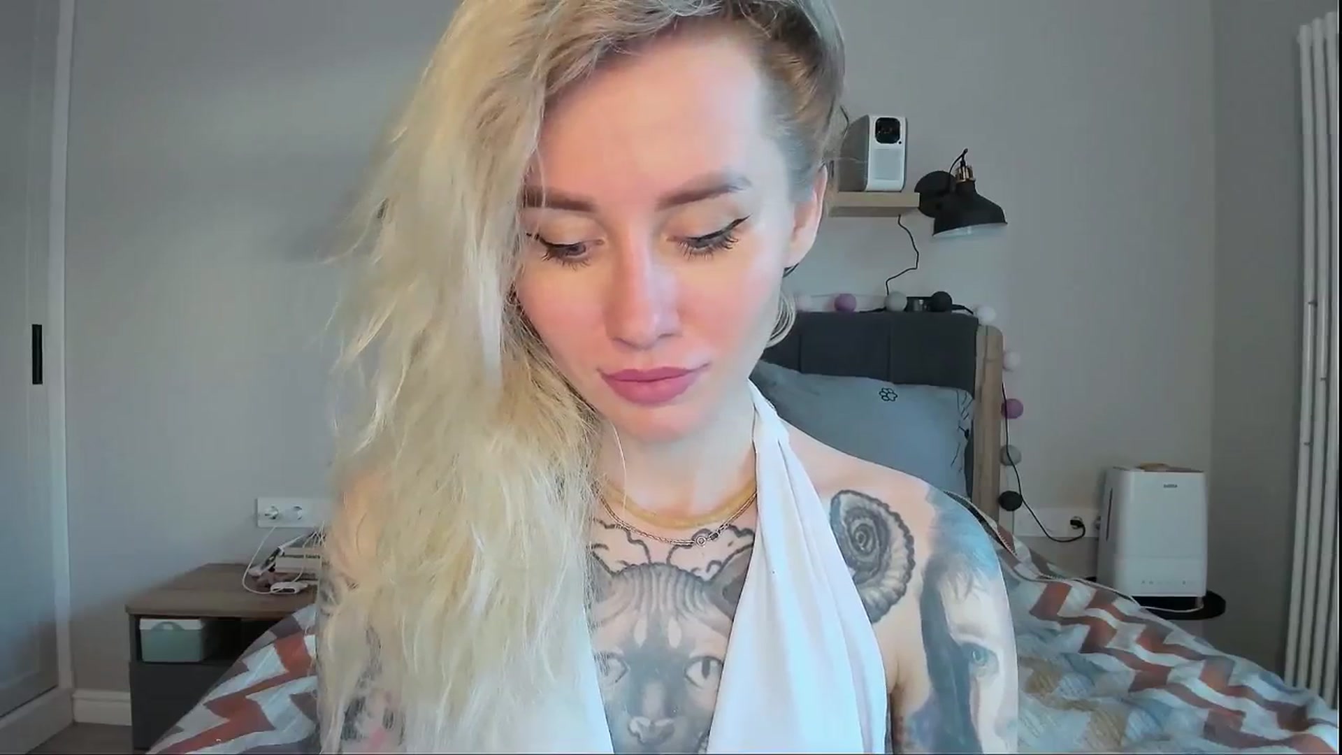 Gallery image thumbnail from Alexa_Smithhh's myfreecams stream on, 07/08/2024, 19:39 image 4 of 20