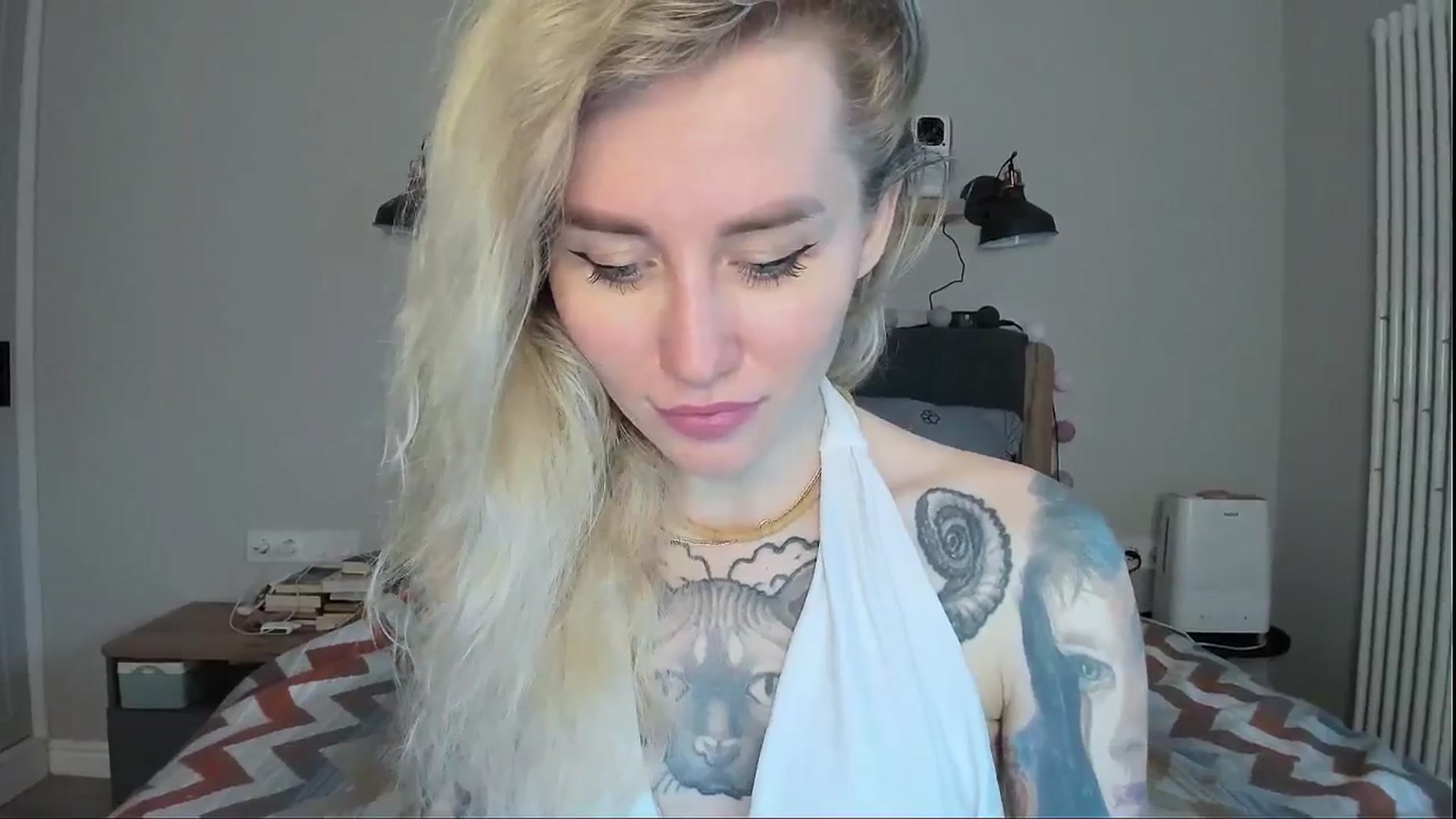 Gallery image thumbnail from Alexa_Smithhh's myfreecams stream on, 07/08/2024, 19:39 image 14 of 20