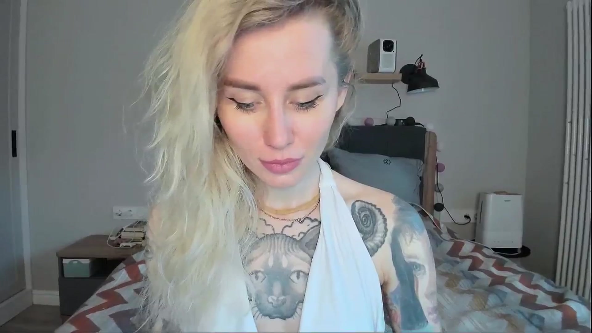 Gallery image thumbnail from Alexa_Smithhh's myfreecams stream on, 07/08/2024, 19:39 image 12 of 20