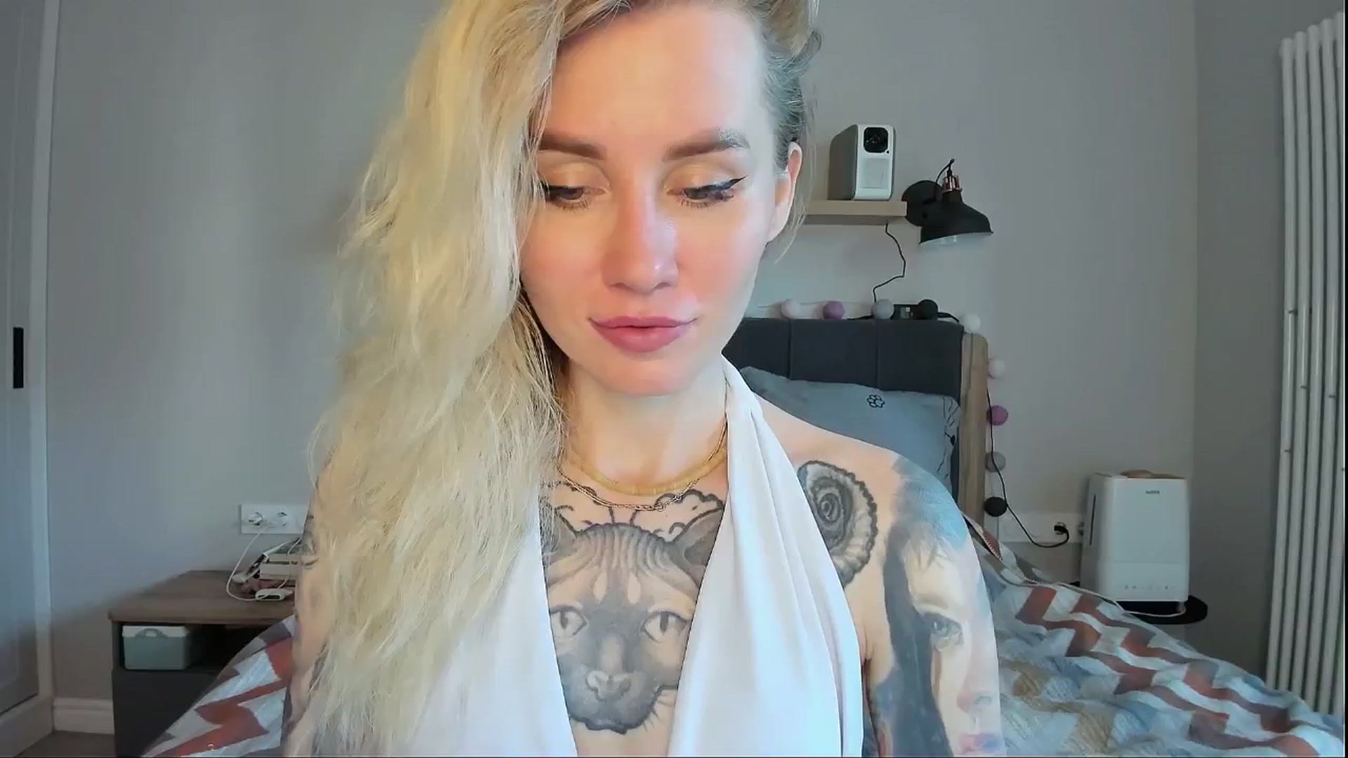 Gallery image thumbnail from Alexa_Smithhh's myfreecams stream on, 07/08/2024, 19:39 image 1 of 20