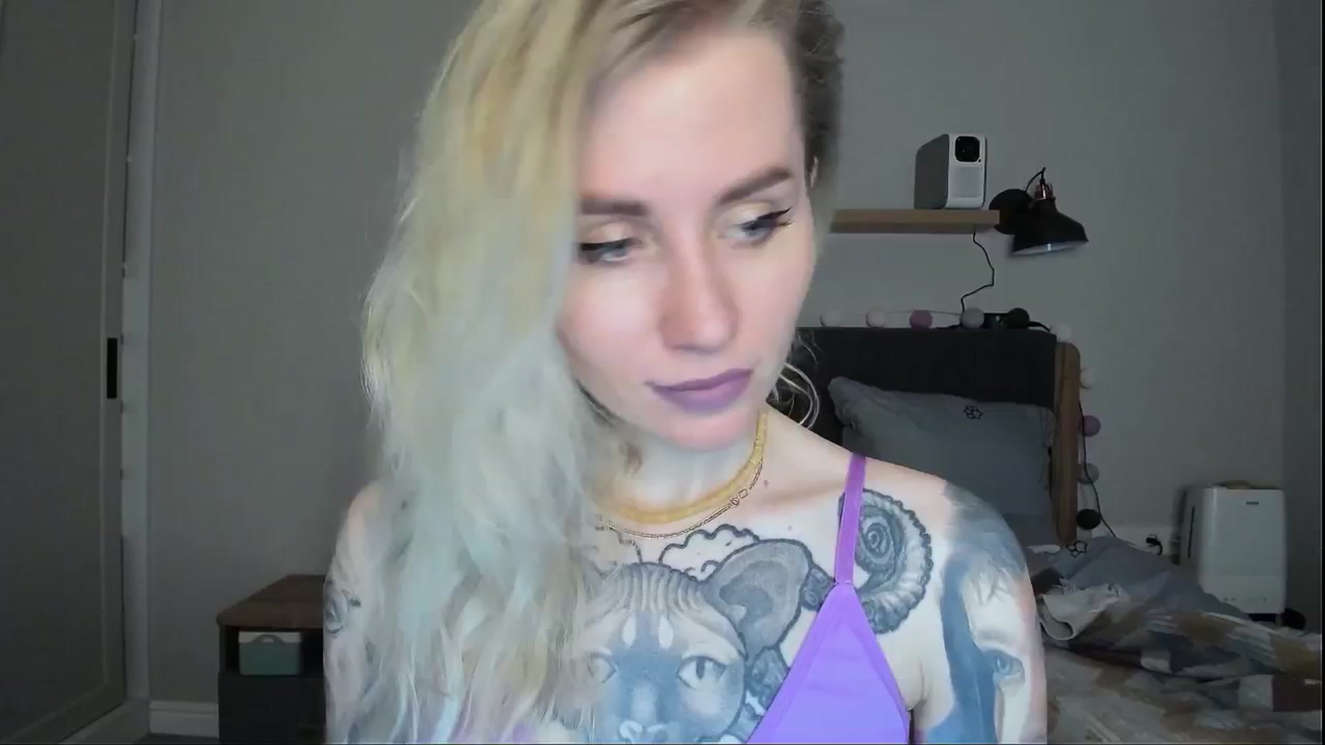 Gallery image thumbnail from Alexa_Smithhh's myfreecams stream on, 07/09/2024, 20:39 image 9 of 20