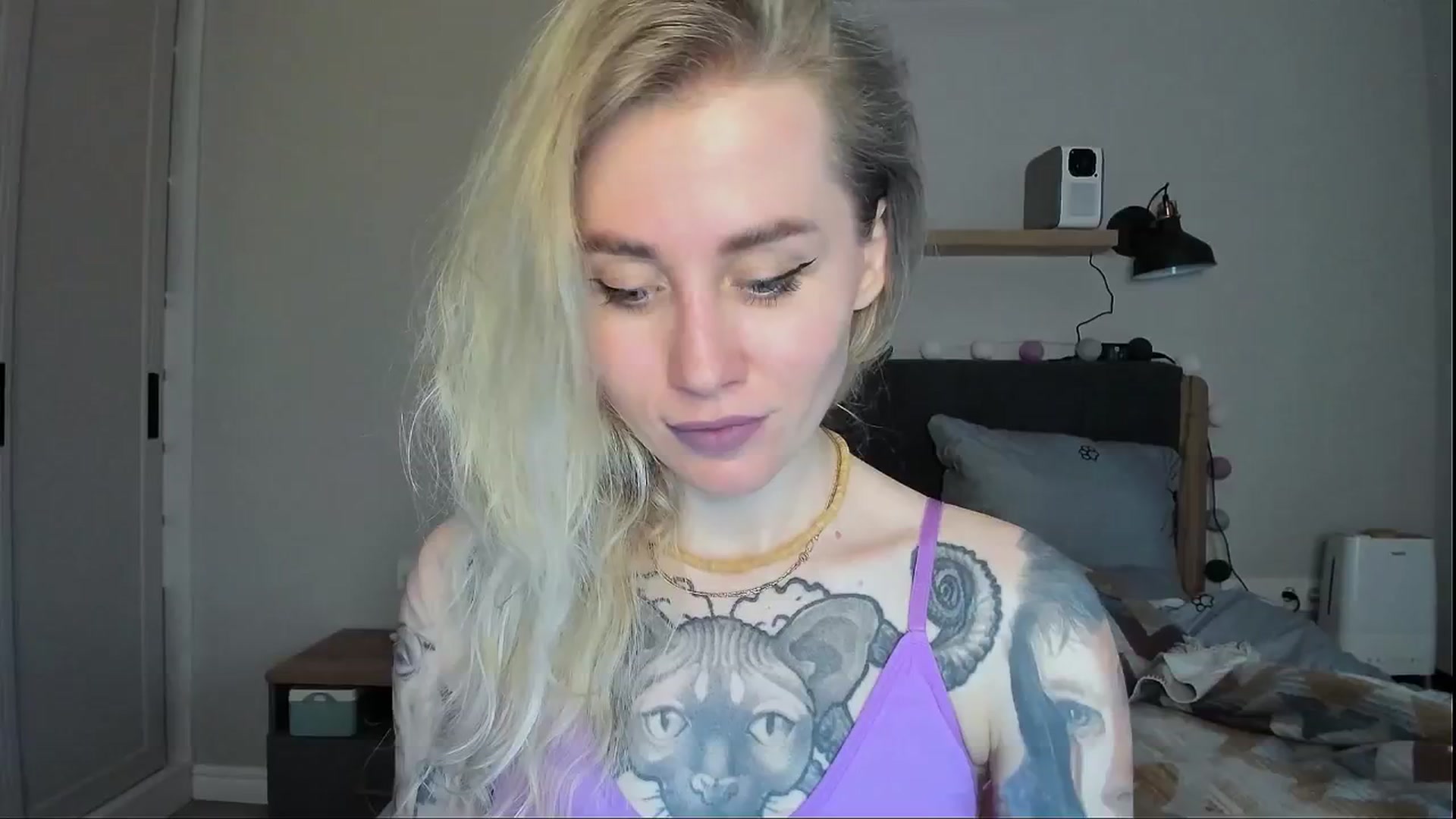 Gallery image thumbnail from Alexa_Smithhh's myfreecams stream on, 07/09/2024, 20:39 image 4 of 20
