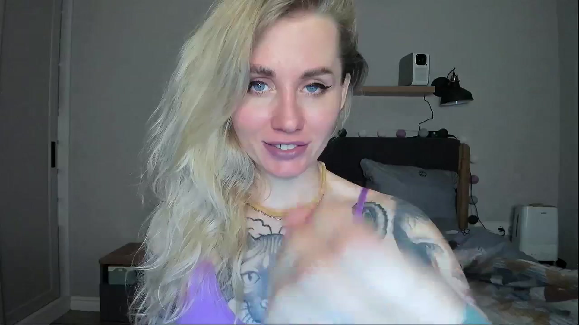 Gallery image thumbnail from Alexa_Smithhh's myfreecams stream on, 07/09/2024, 20:39 image 19 of 20