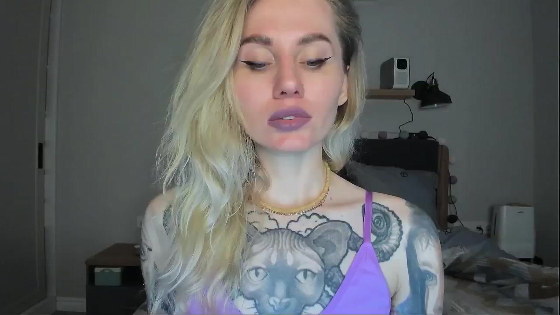 Gallery image thumbnail from Alexa_Smithhh's myfreecams stream on, 07/09/2024, 20:39 image 10 of 20