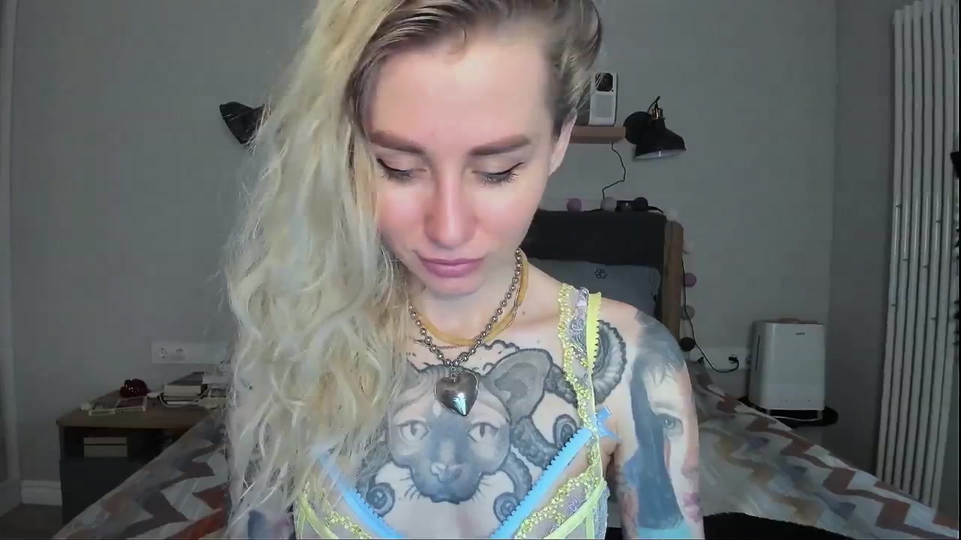 Gallery image thumbnail from Alexa_Smithhh's myfreecams stream on, 07/14/2024, 18:18 image 9 of 20