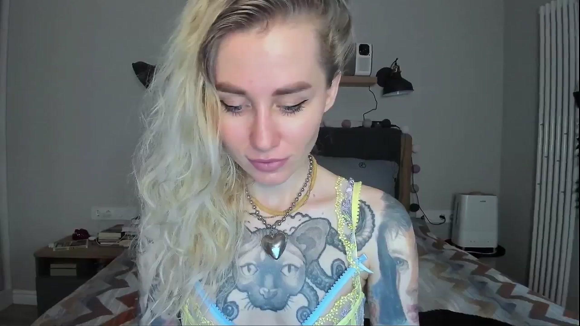 Gallery image thumbnail from Alexa_Smithhh's myfreecams stream on, 07/14/2024, 18:18 image 13 of 20