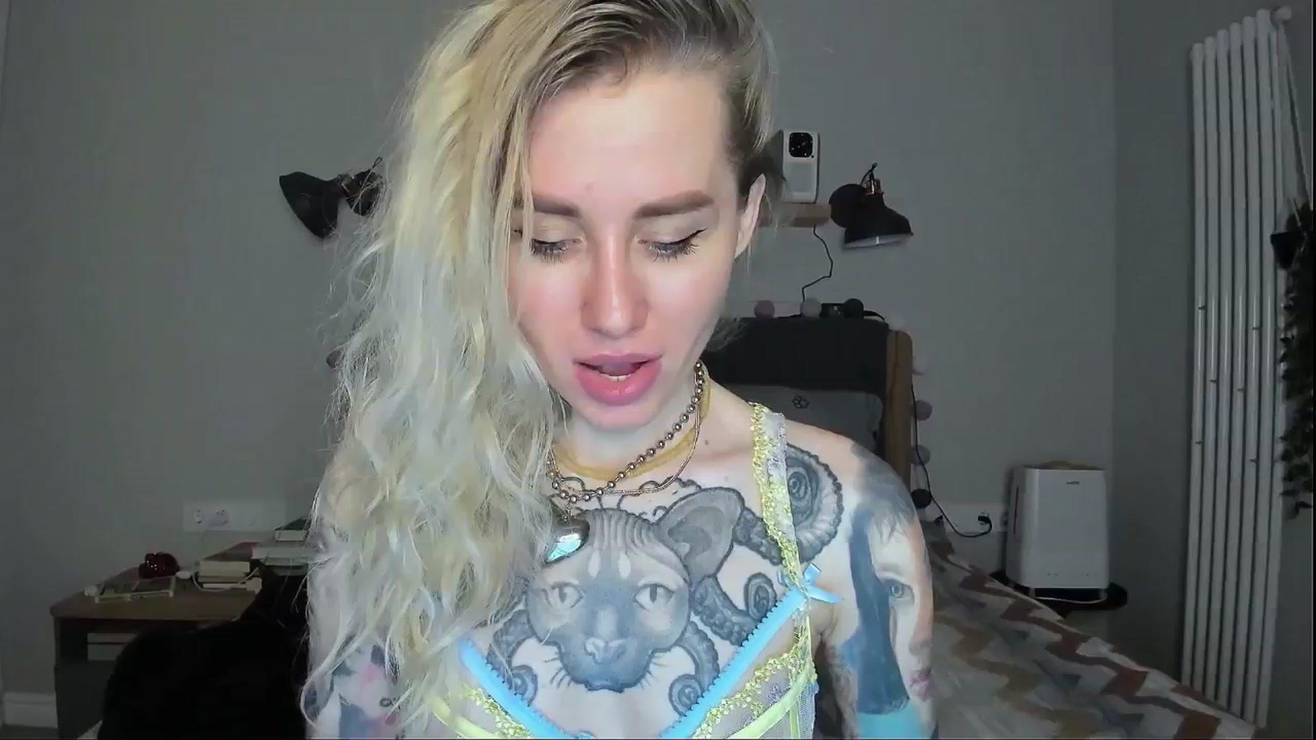 Gallery image thumbnail from Alexa_Smithhh's myfreecams stream on, 07/14/2024, 21:12 image 2 of 20