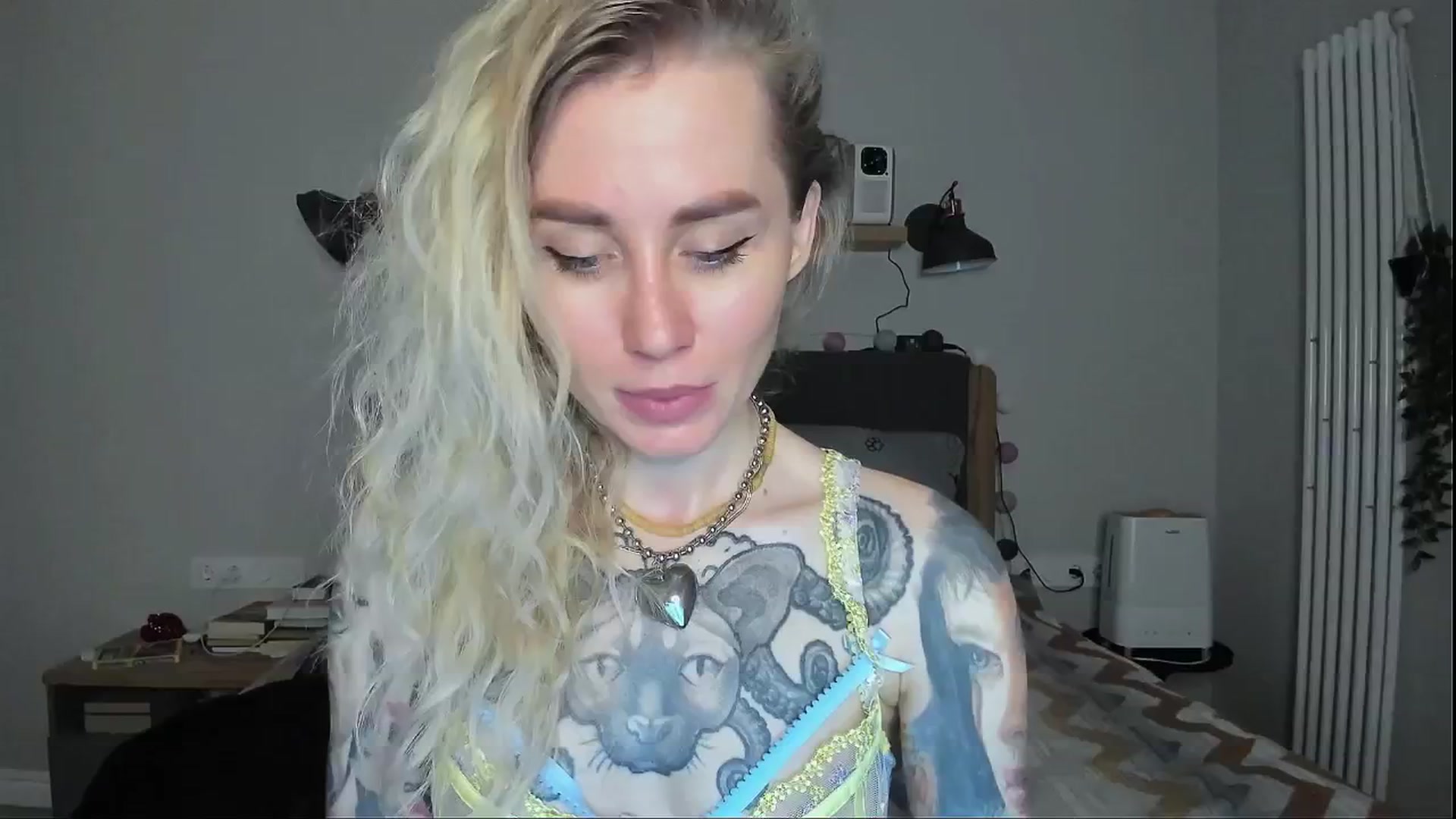Gallery image thumbnail from Alexa_Smithhh's myfreecams stream on, 07/14/2024, 21:12 image 4 of 20