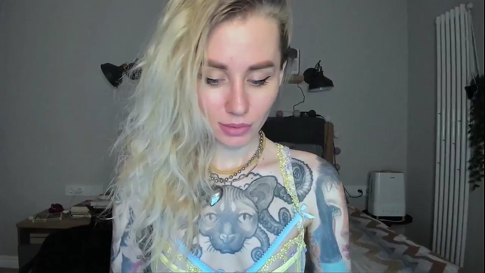 Gallery image thumbnail from Alexa_Smithhh's myfreecams stream on, 07/14/2024, 21:12 image 1 of 20