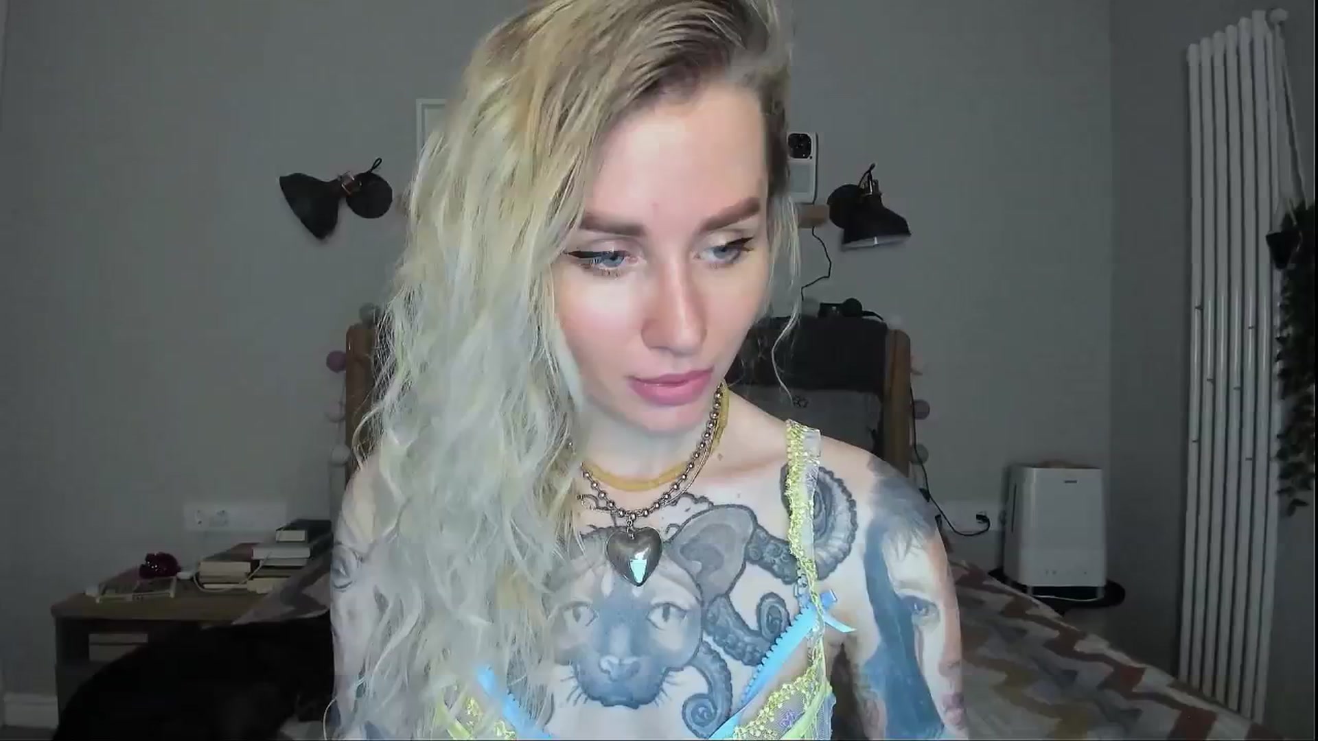 Gallery image thumbnail from Alexa_Smithhh's myfreecams stream on, 07/14/2024, 21:12 image 11 of 20