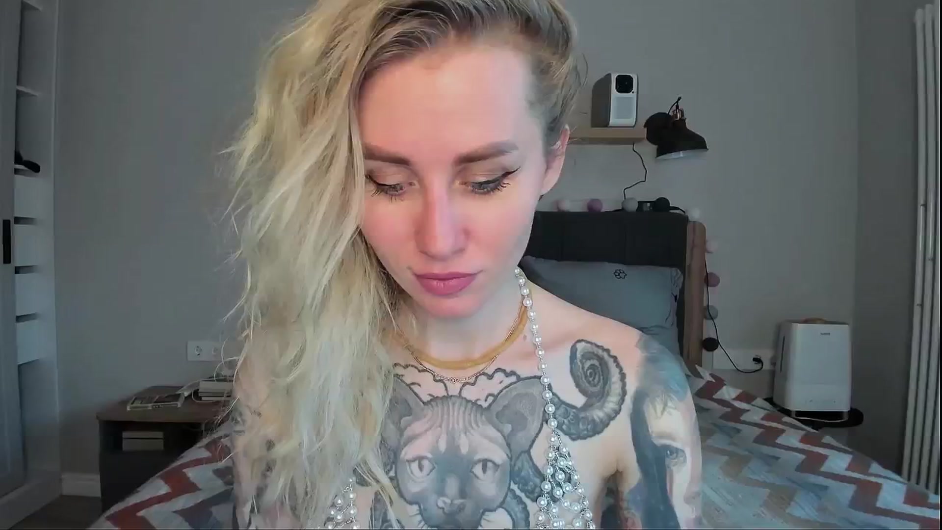 Gallery image thumbnail from Alexa_Smithhh's myfreecams stream on, 07/16/2024, 18:31 image 3 of 20